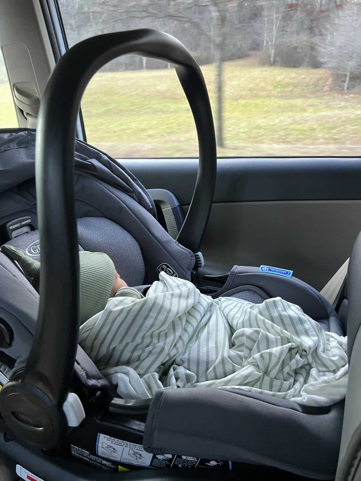 Graco Modes Pramette Travel System, 3-in-1 Modular Carseat Stroller Combo, Infant Car Seat Carrier to Toddler Stroller, Includes the SnugRide 35 Car Seat, Ellington customer photo 2
