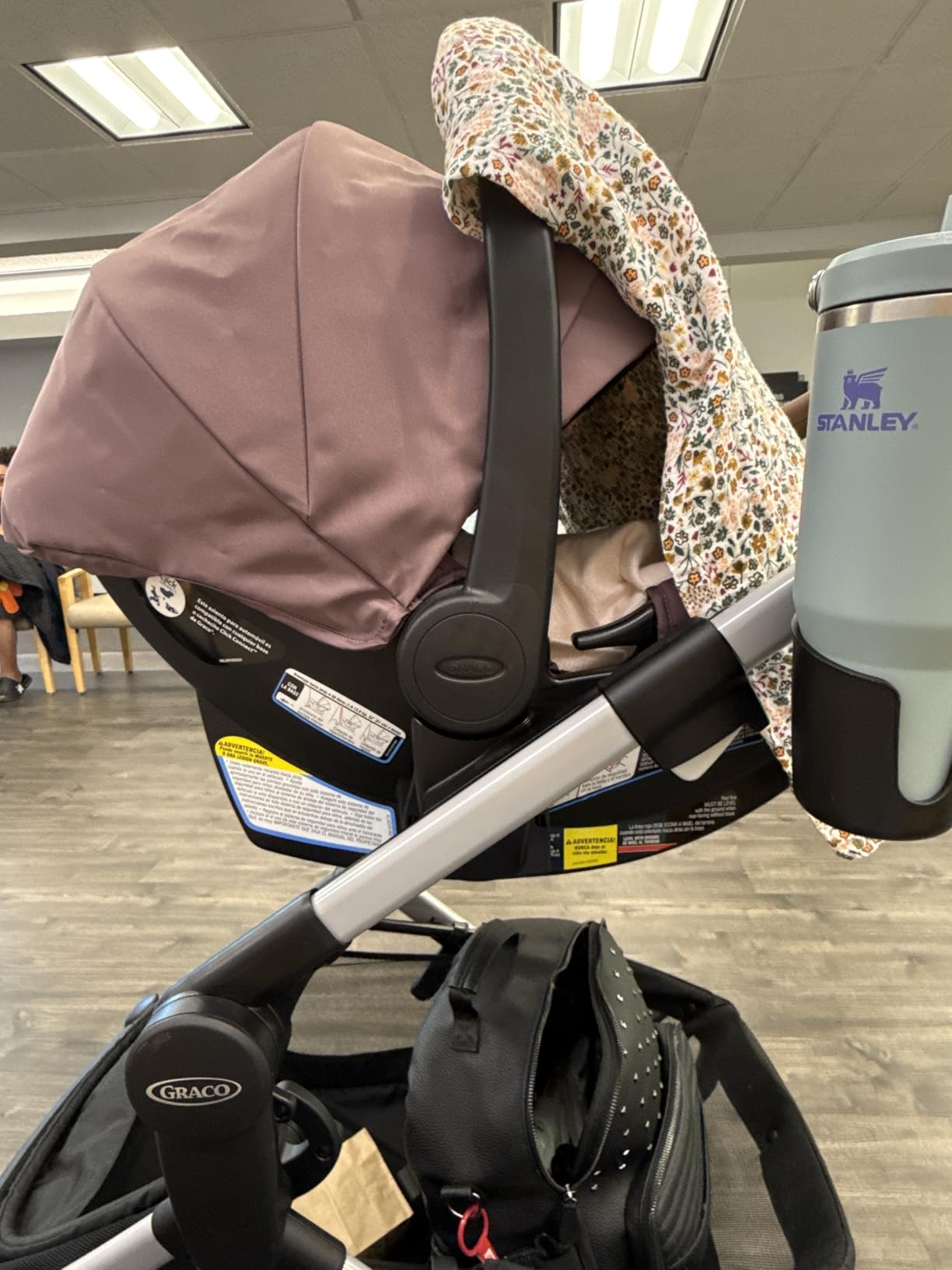 Graco Modes Nest Travel System, 3-in-1 Modular Carseat Stroller Combo, Adjustable Slide2Me Infant Car Seat Carrier to Toddler Stroller, Includes the SnugRide DLX Infant Car Seat, Sullivan customer photo 1
