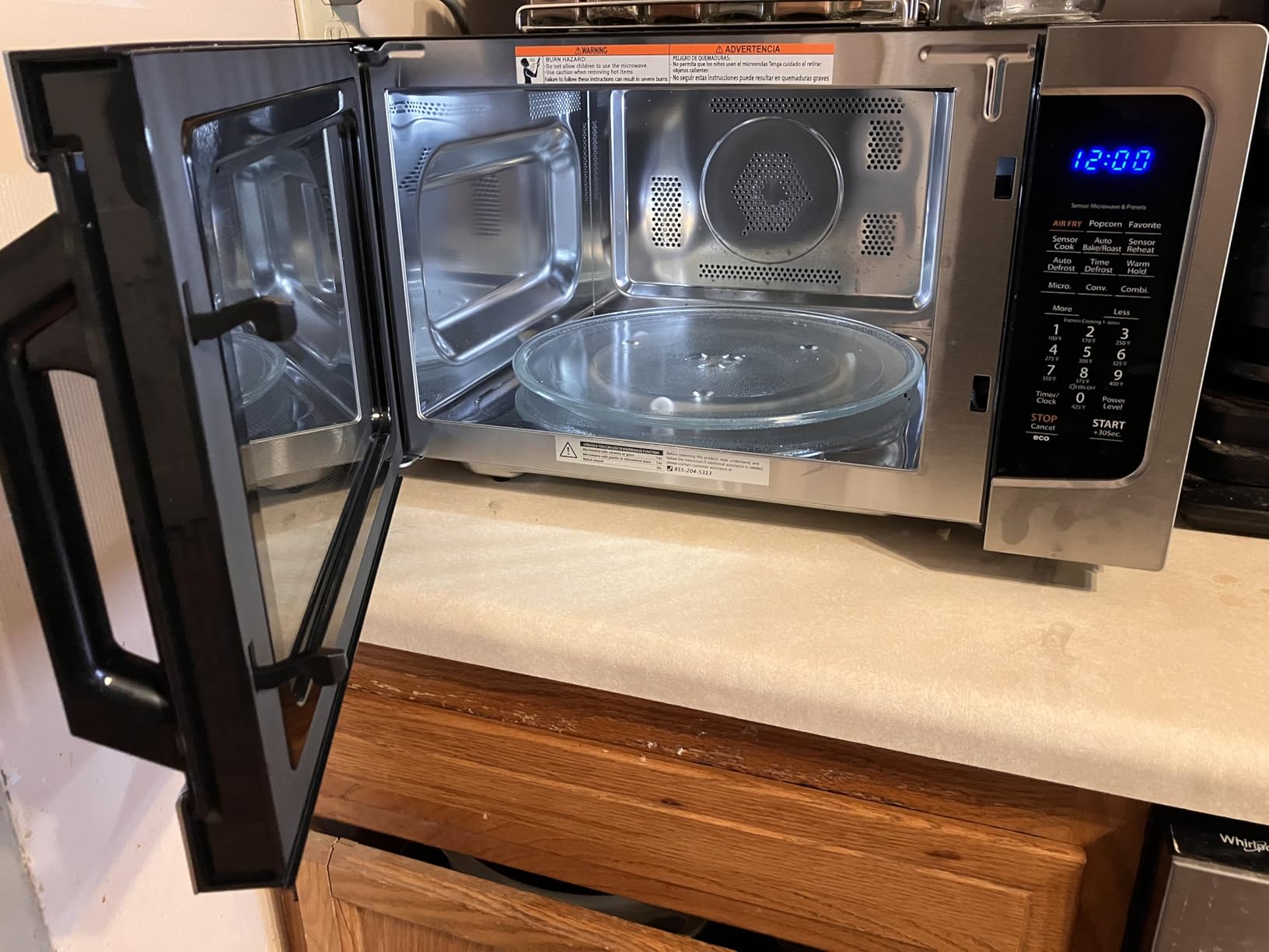 Toshiba Air Fryer Combo 4-in-1 Countertop Microwave Oven, Smart Sensor, Convection, Mute Function, Position Memory 13.6 Toshiba Air Fryer Combo 4-in-1 Countertop Microwave Oven, Smart Sensor, Convection, Mute Function, Position Memory 13.6