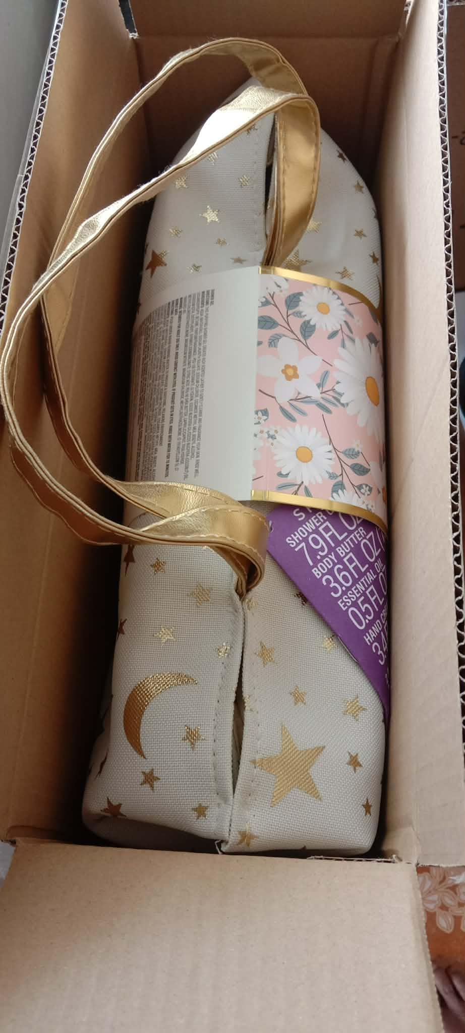 spa luxetique Spa Gift Baskets for Women - Valentine Gifts for Women,15pcs Luxury Relaxing Spa Kit with Bath Bombs, Birthday Mother's Day Gifts Body and Bath Set Customer Review spa luxetique Spa Gift Baskets for Women - Valentine Gifts for Women,15pcs Luxury Relaxing Spa Kit with Bath Bombs, Birthday Mother's Day Gifts Body and Bath Set - Customer Photo 2