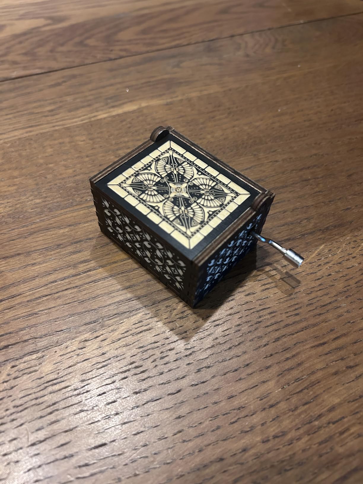 Can't Help Falling in Love Wood Music Box, Antique Engraved Musical Boxes Case for Love One Wooden Music Box - Gifts for Lover, Boyfriend, Girlfriend, Husband, Wife (Black) Customer Review Can't Help Falling in Love Wood Music Box, Antique Engraved Musical Boxes Case for Love One Wooden Music Box - Gifts for Lover, Boyfriend, Girlfriend, Husband, Wife (Black) - Customer Photo 1