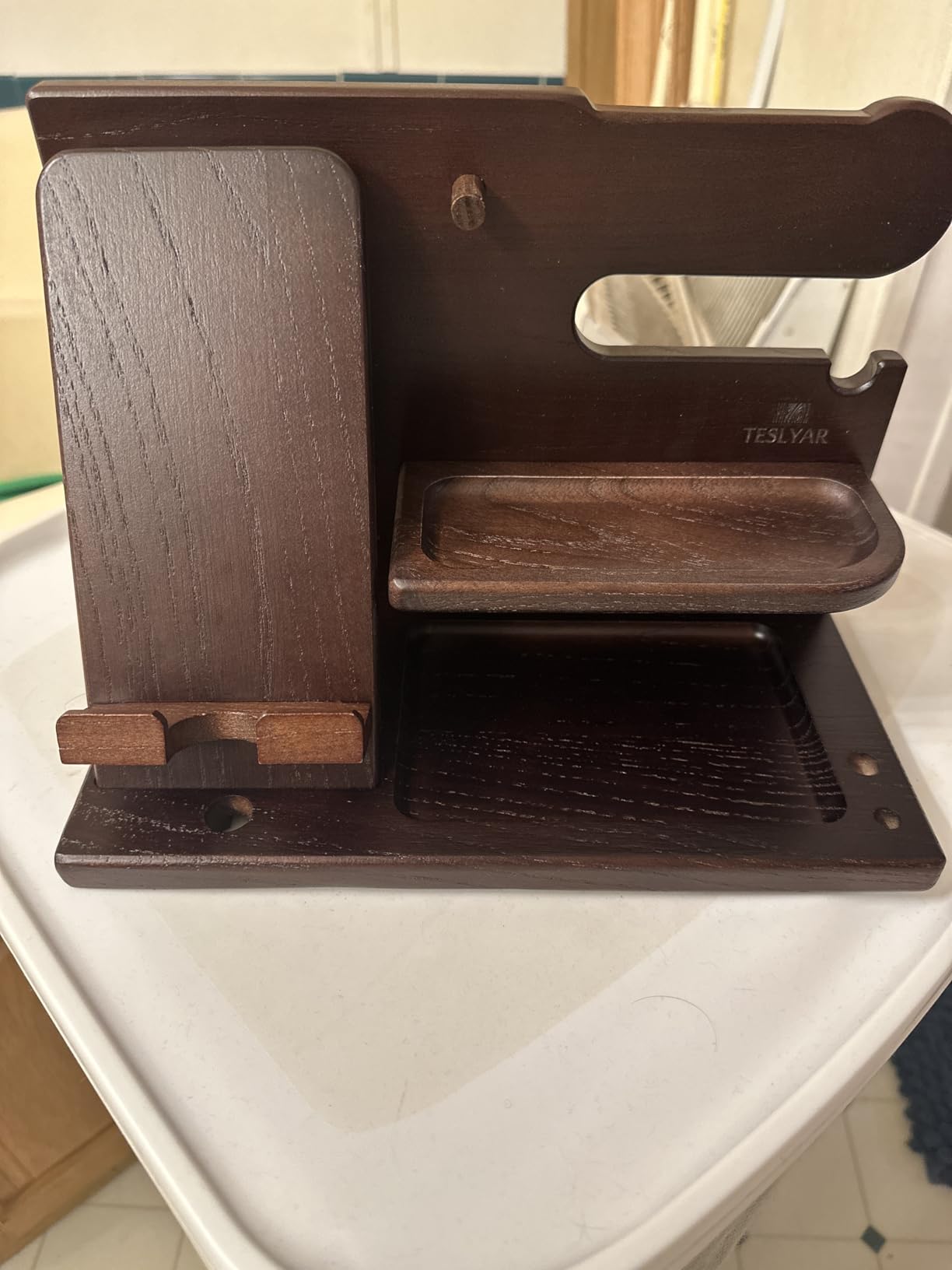 TESLYAR Wood Phone Docking Station for Men - Desk or Nightstand Organizer - Birthday Gifts for Husband or Dad - Anniversary Idea from Wife - Key Holder, Stand Wallet, Watch & Essentials (Earth Beige) Customer Review TESLYAR Wood Phone Docking Station for Men - Desk or Nightstand Organizer - Birthday Gifts for Husband or Dad - Anniversary Idea from Wife - Key Holder, Stand Wallet, Watch & Essentials (Earth Beige) - Customer Photo 1