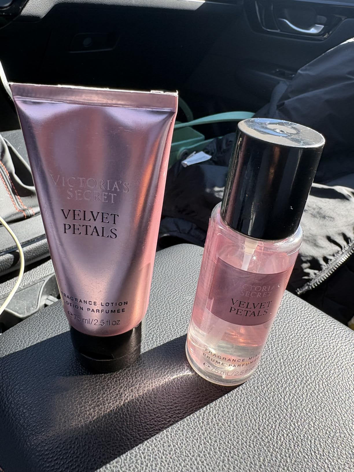 Victoria's Secret Love Spell Mini Fragrance Duo Gift Set, Notes of Cherry Blossom and Fresh Peach Customer Review Victoria's Secret Love Spell Mini Fragrance Duo Gift Set, Notes of Cherry Blossom and Fresh Peach - Customer Photo 2