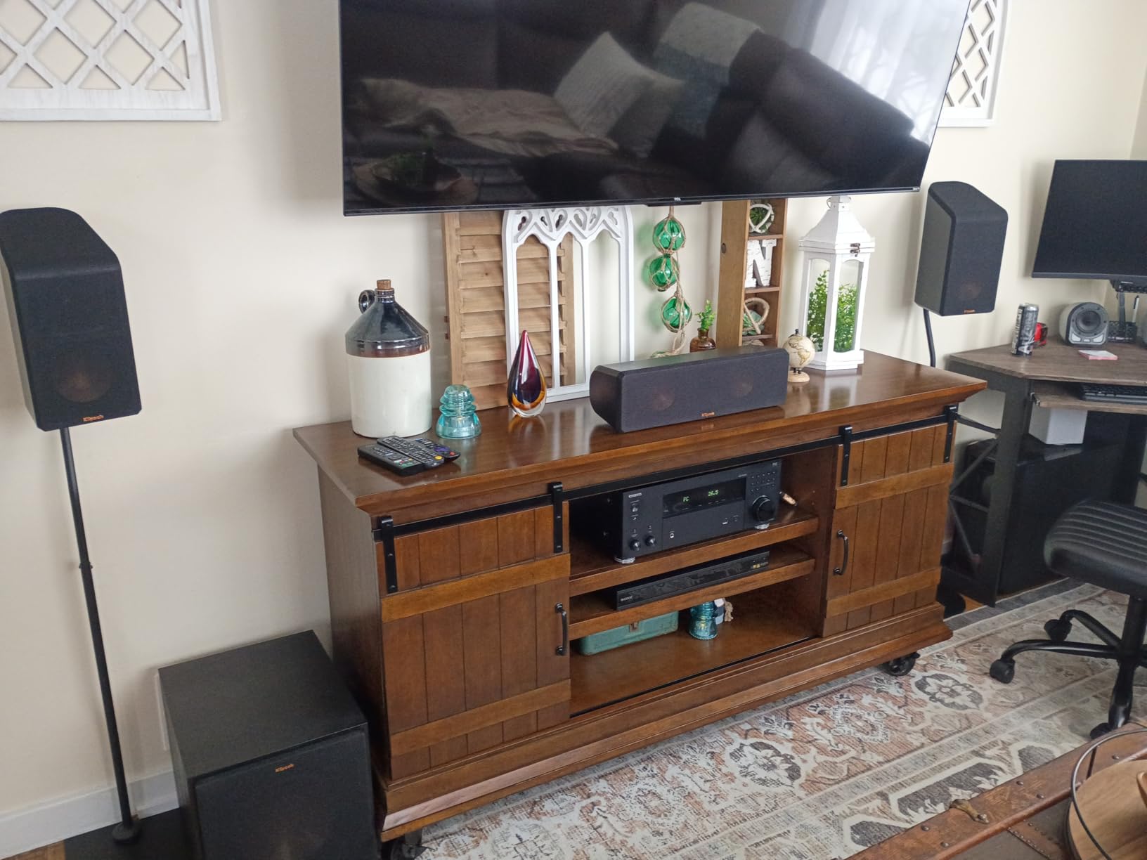 Klipsch Reference Cinema Dolby Atmos 5.1.4 System (Expandable to 7.1 with Additional Speakers) customer photo 1
