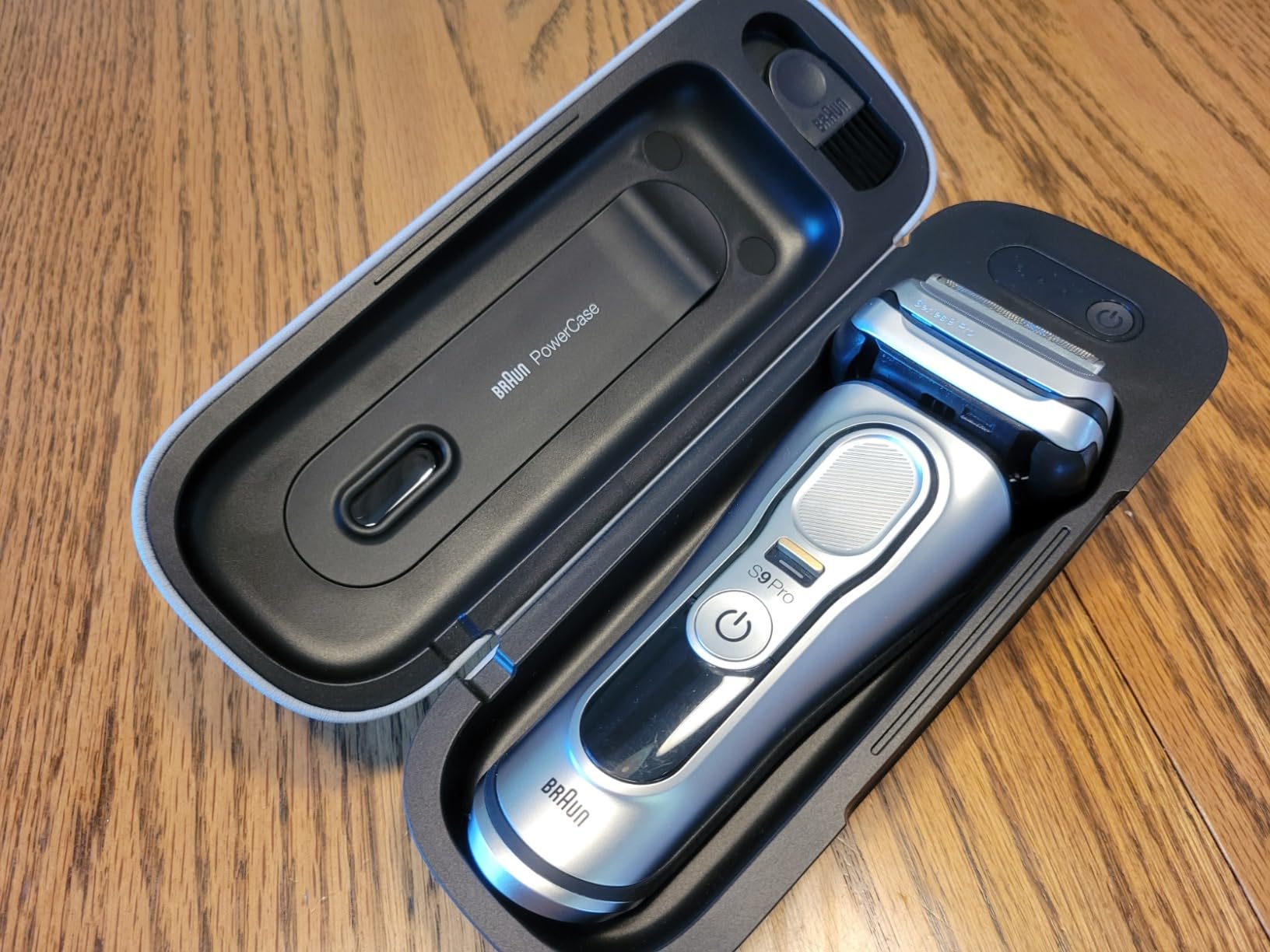 Series 9 Pro 9419s Electric Shaver for Men, Wet & Dry Razor, Shaving Kit with 4+1 Head with ProLift Trimmer customer photo 2