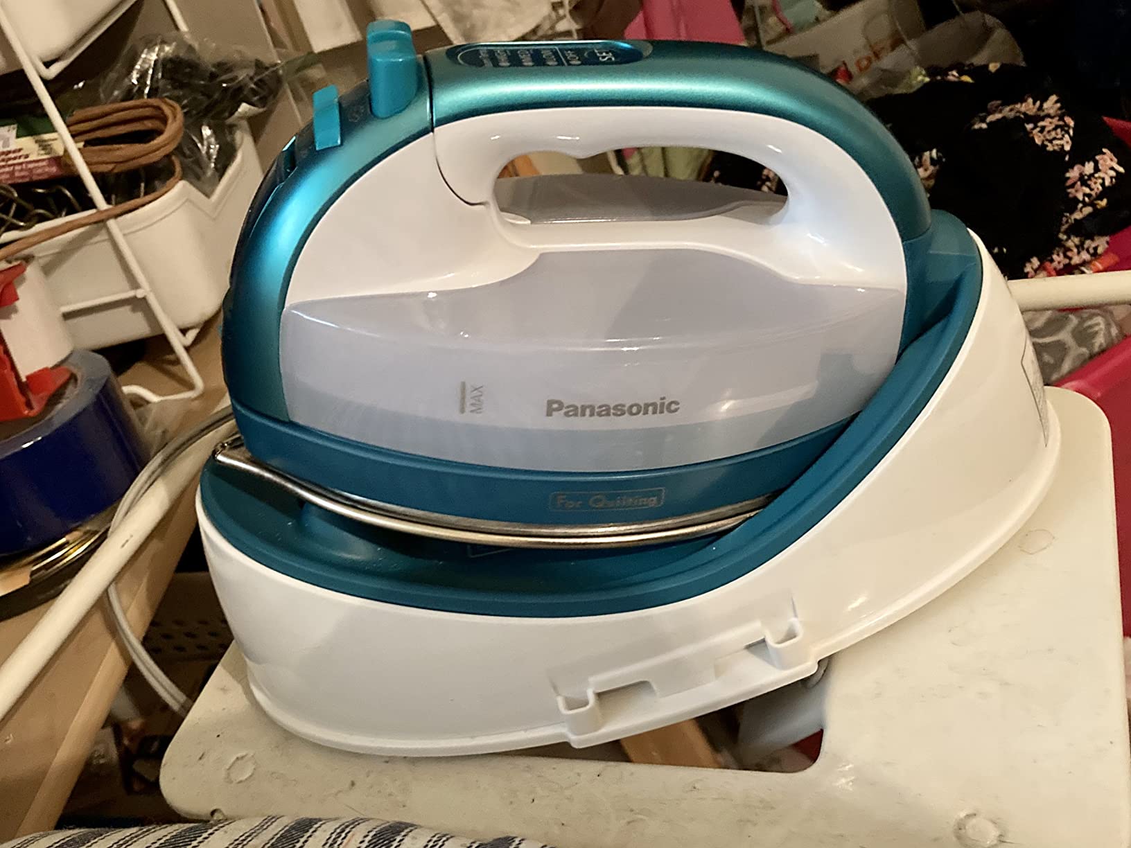 Panasonic Cordless Iron, Portable 360-Degree Freestyle Dry/Steam Iron with Precision Tips and Stainless Steel Soleplate, Anti-Calc and Anti-Drip, Power Base and Carrying/Storage - NI-QL1000G (Teal) customer photo 1