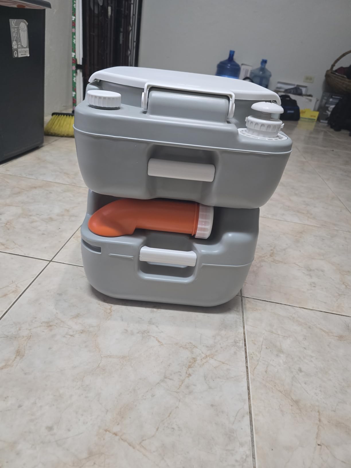 YITAHOME Portable Toilet Camping Porta Potty 5.8 Gallon with Carry Bag and Hand Sprayer, Leak-Proof Indoor Outdoor Toilet with Level Indicator, Handle Pump, for RV Travel, Boat and Trips customer photo 1