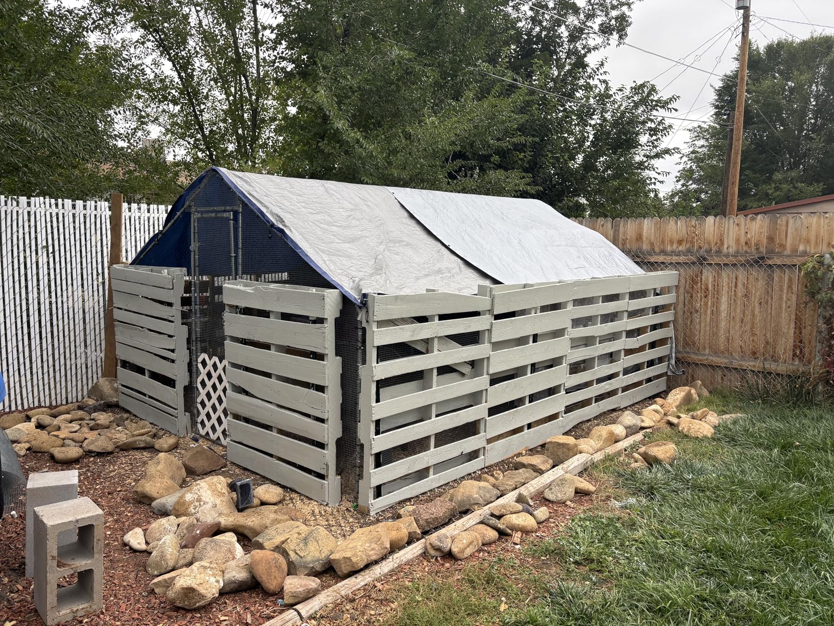PawHut Large Chicken Coop Metal Chicken Run with Waterproof and Anti-UV Cover, Spire Shaped Walk in Fence Cage Hen House for Outdoor and Yard Farm Use customer photo 2