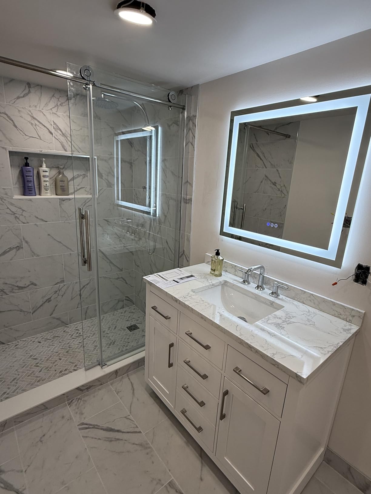 LOAAO 40X32 LED Bathroom Mirror with Lights, Anti-Fog, Dimmable, Backlit + Front Lit, Lighted Bathroom Vanity Mirror for Wall, Memory Function, Waterproof, Tempered Glass customer photo 1