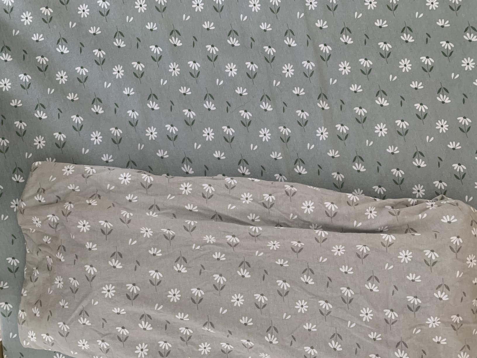 KeaBabies 2-Pack Organic Crib Sheets for Boys, Girls - 52x28 Fitted Crib Mattress Sheet Neutral, Breathable Jersey Cotton Cover for Baby Bed, Toddler Mattress, Soft & Cute Prints (Soft White) customer photo 2