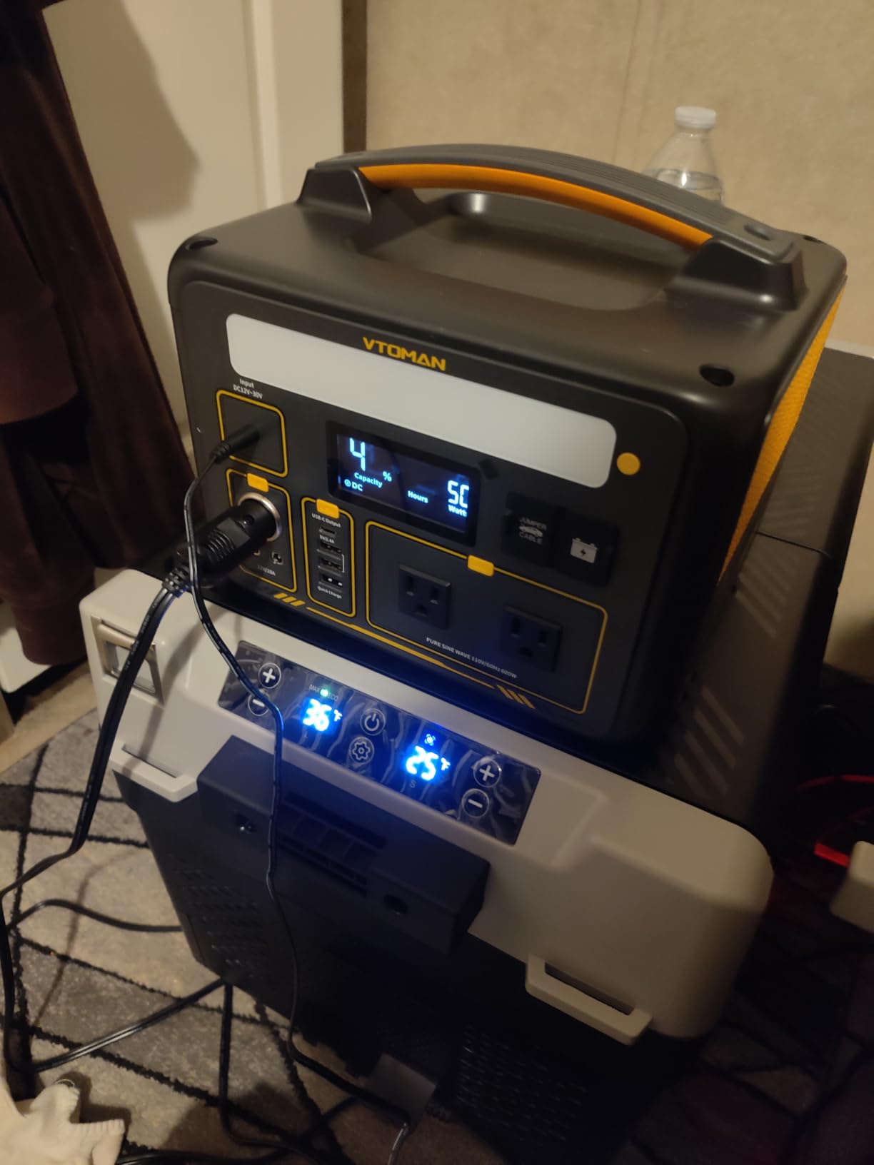 VTOMAN Jump 600X Portable Power Station with 110W Solar Panel, 600W/299Wh LiFePO4 Battery Solar Generator, 1200W AC Outlet, PD 60W USB-C, 3x Regulated 12V/10A DC for RV, Outdoor Camping, Home Backup customer photo 1