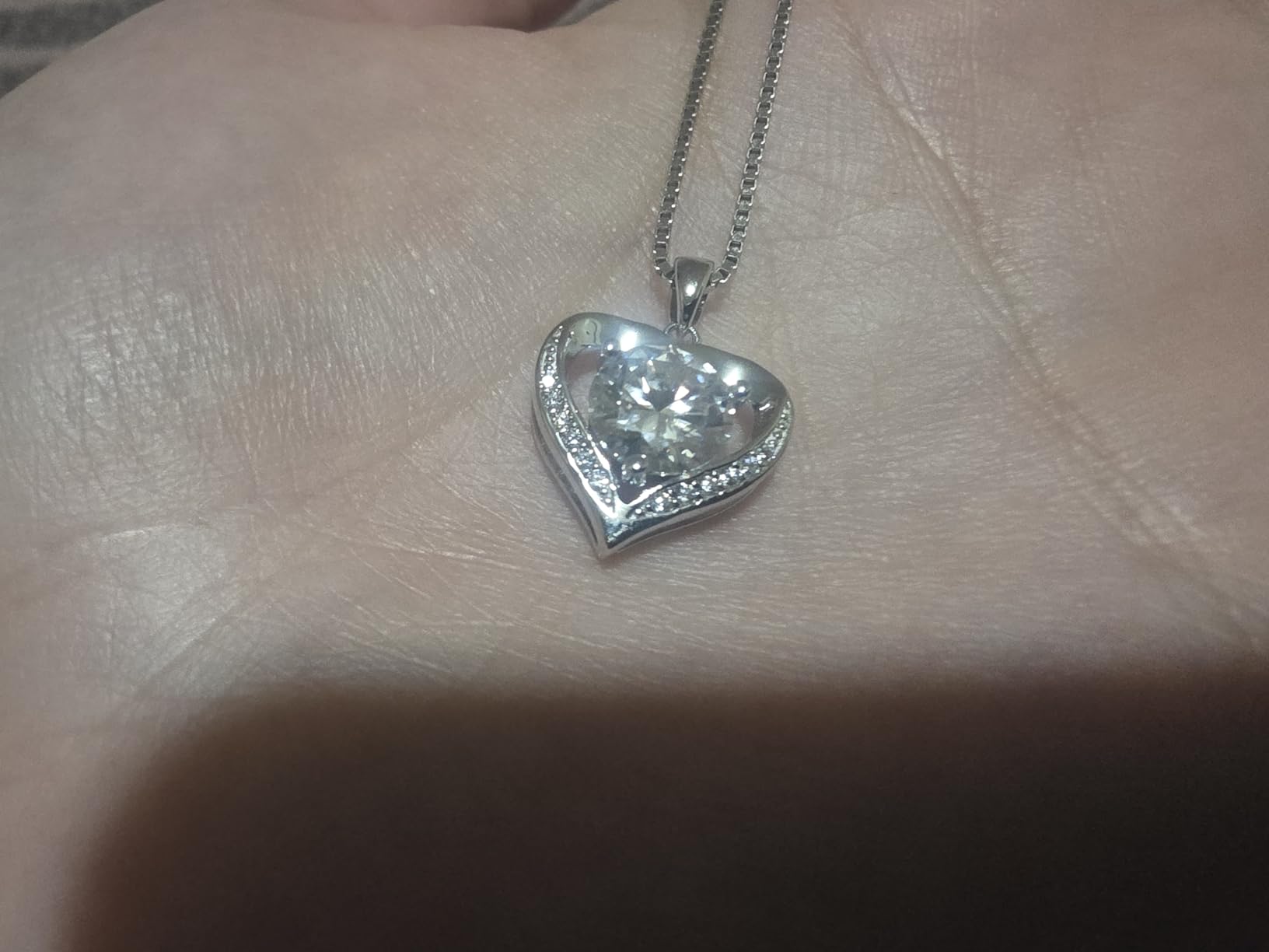 Heart Pendant Necklace Gifts for Wife, Engraved 'I LOVE YOU' Gift for Wife, 1-3 Carat Moissanite Necklace, Anniversary Eternity Jewelry Present for Wife, Birthday Gifts for Women Customer Review Heart Pendant Necklace Gifts for Wife, Engraved 'I LOVE YOU' Gift for Wife, 1-3 Carat Moissanite Necklace, Anniversary Eternity Jewelry Present for Wife, Birthday Gifts for Women - Customer Photo 1