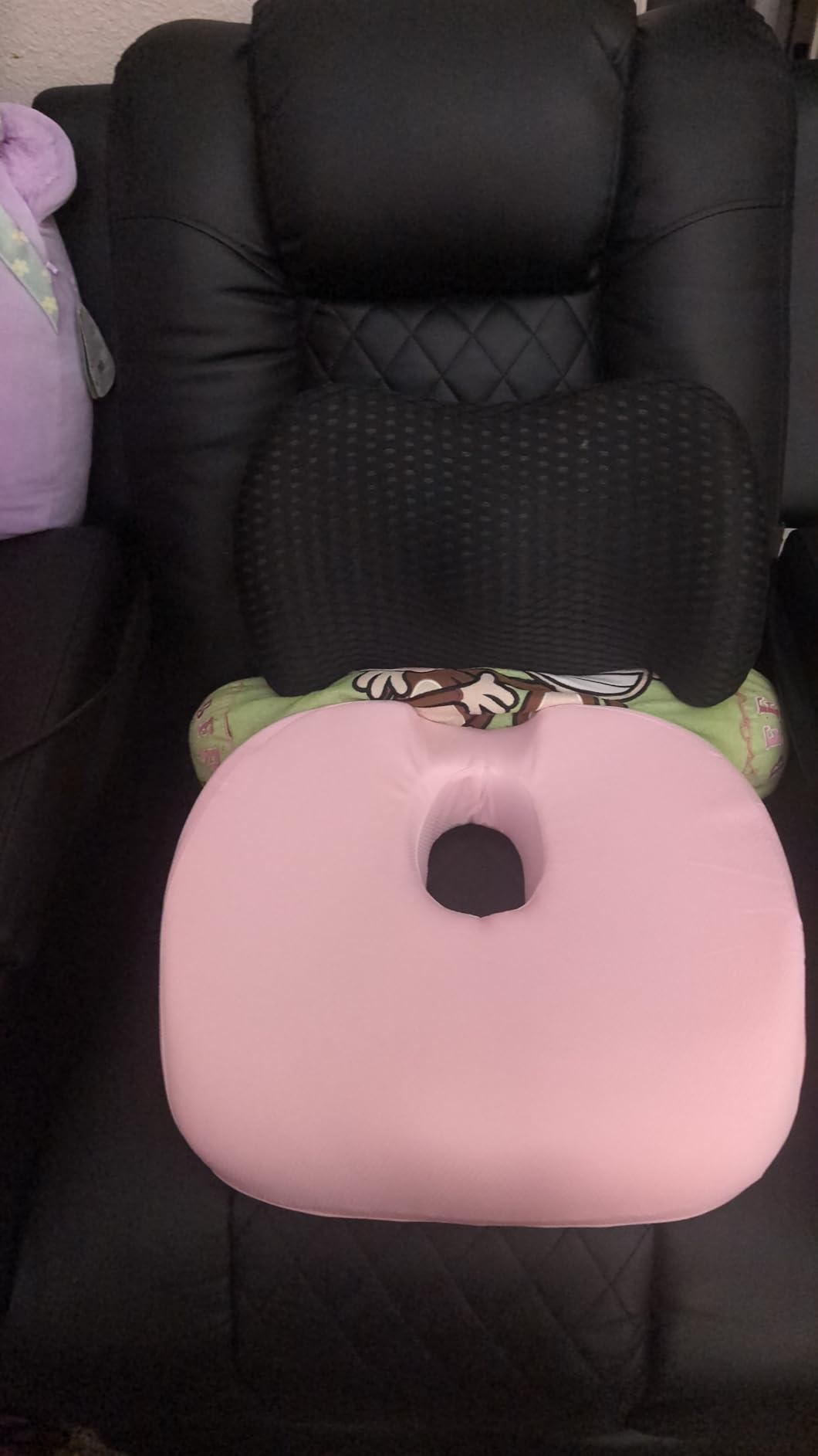 AUVON Innovative Donut Pillow Hemorrhoids Scientific Center Hole and Tailbone Cutout, Orthopedic Pain Relief Donut Seat Cushion for Coccyx, Sciatica, Postpartum Pregnancy, After Surgery Sitting Relief customer photo 2