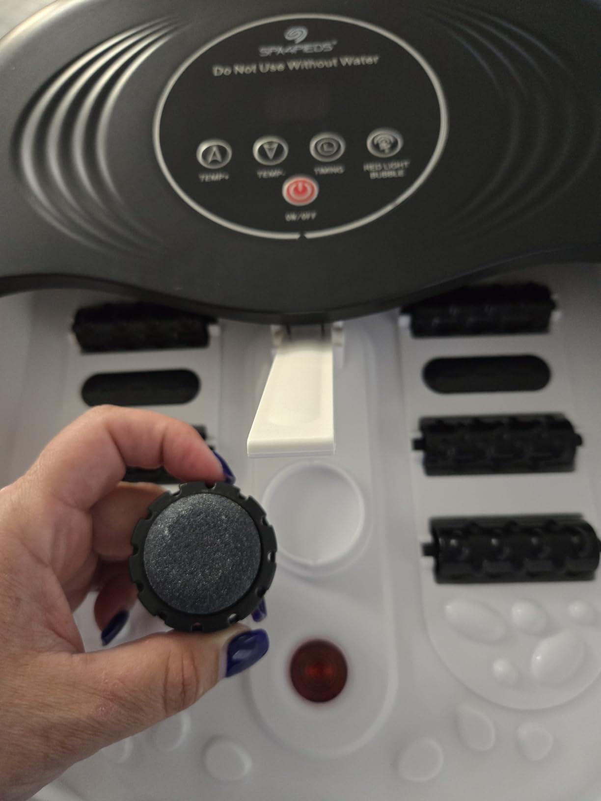 Collapsible Heated Foot Spa Bath with Bubble, Foot Soaking Tub Featuring 8 Shiatsu Rollers, Pumice Stone and Built-in Timer for Mom, Dad and Foot Relaxation customer photo 1