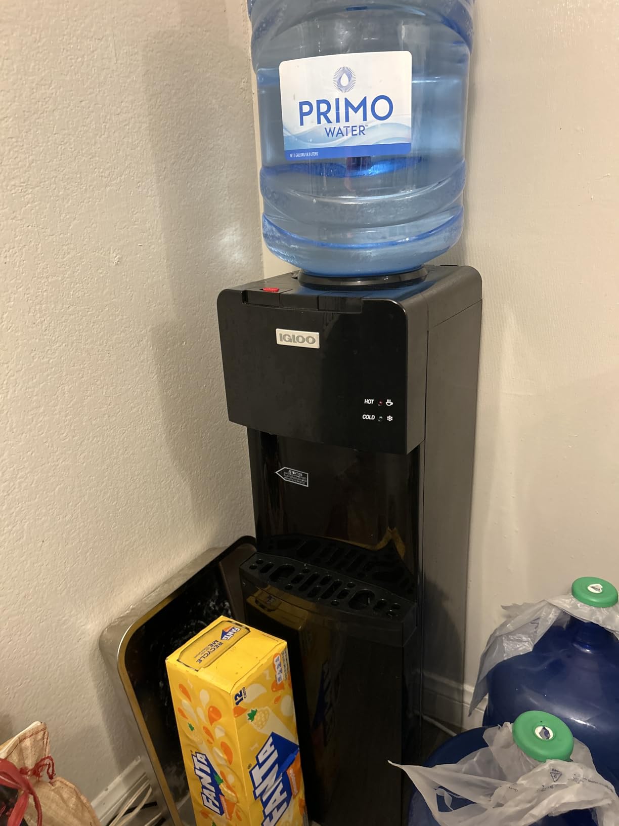 Igloo Top Loading Water Cooler - Hot & Cold Dispenser - Black & Stainless Steel, Holds 3 & 5 Gallon Jugs, Child Safety Lock - for Homes, Kitchens, Offices, Dorms customer photo 2