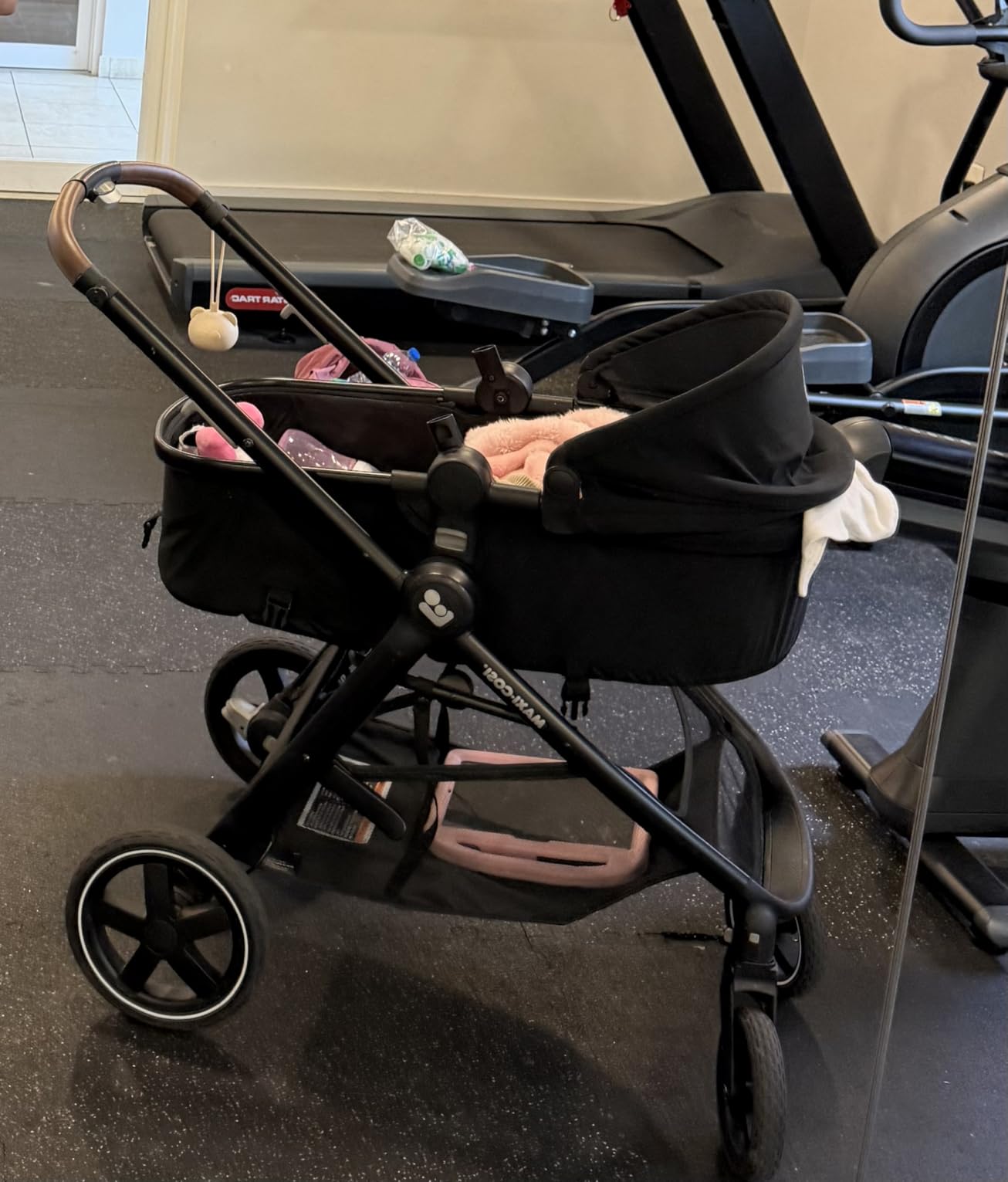 Maxi-Cosi Zelia Luxe 5-in-1 Modular Travel System customer photo 2