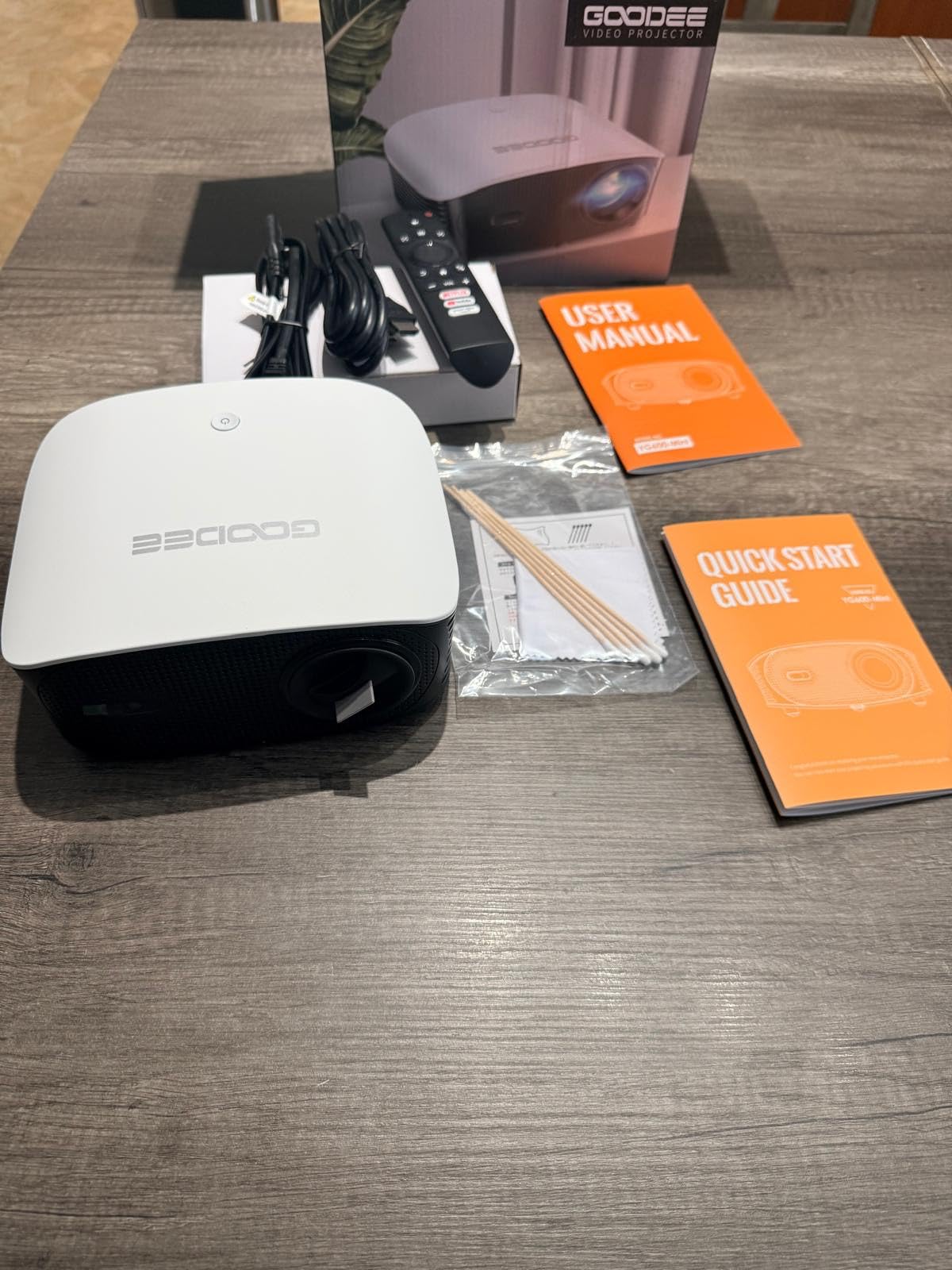 GooDee 4K Smart Projector with 5G WiFi and Bluetooth, Built-in Streaming Apps, Dolby Audio - Customer Photo 1