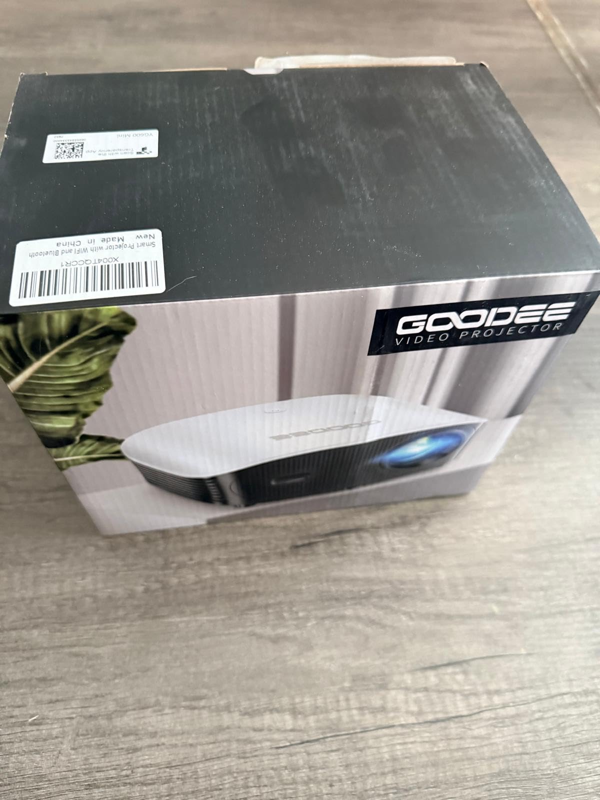 GooDee 4K Smart Projector with 5G WiFi and Bluetooth, Built-in Streaming Apps, Dolby Audio - Customer Photo 2