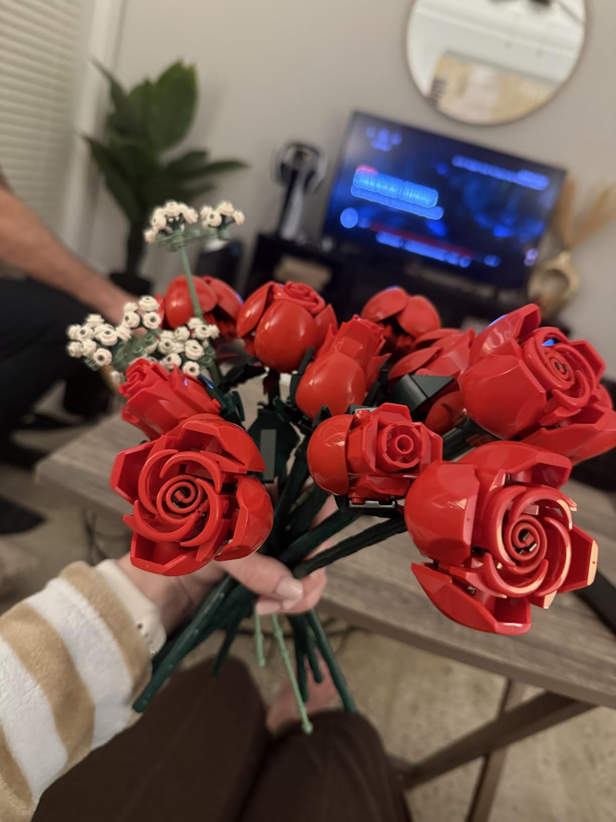LEGO Botanicals Bouquet of Roses Artificial Flowers - Fake Red Roses Building Set for Adults, Ages 18+ - Gifts for Valentines Day for Her - Home Decor for Table Display - 10328 - Customer Photo 2
