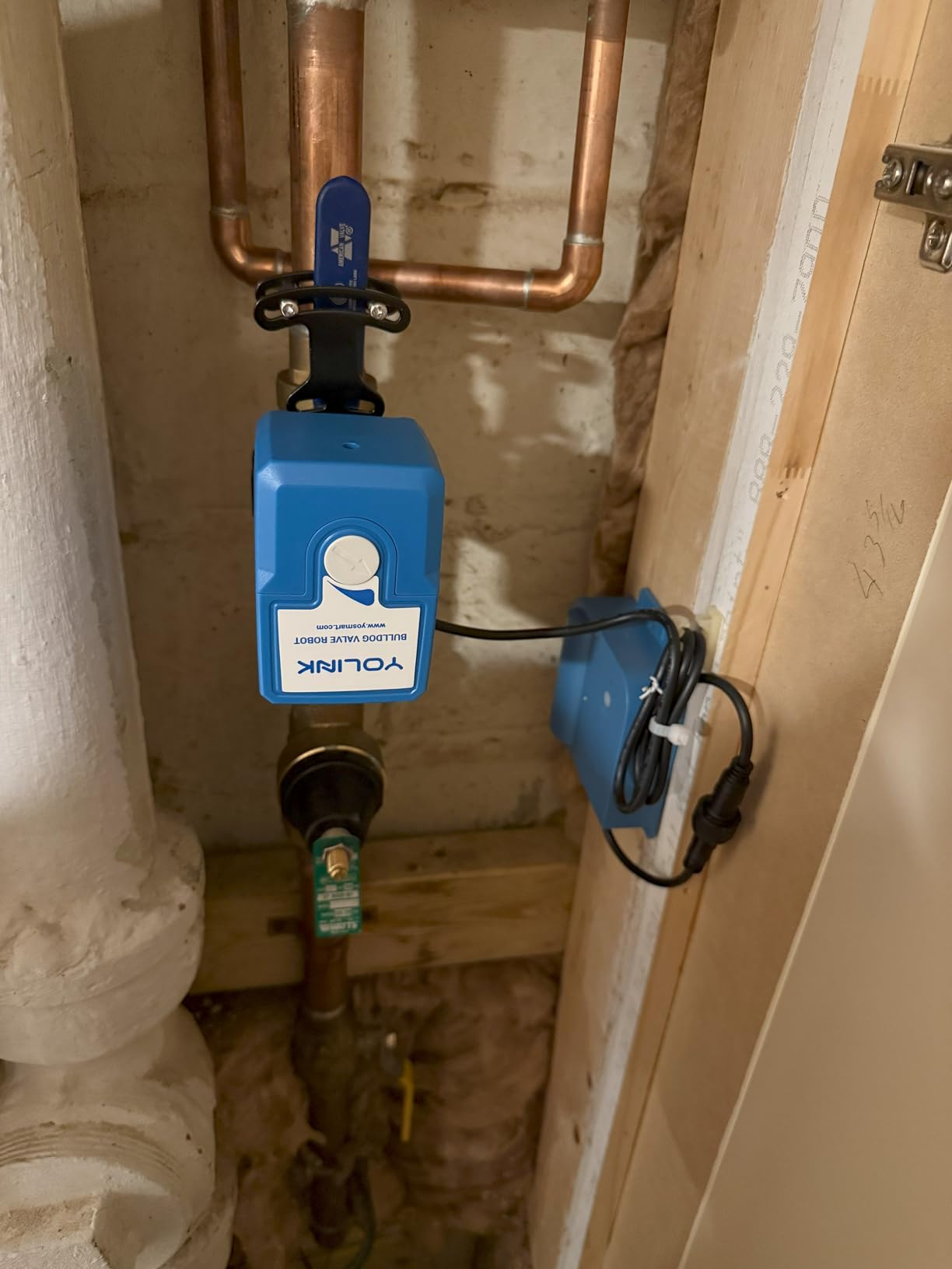 Water Leak Sensor 4 with 105dB Audio Alarm 3-Pack, SMS/Text, Email & Push Notifications, Freeze Warning, LoRa Up to 1/4 Mile Open-Air Range, w/Alexa, IFTTT, Hub Required customer photo 1