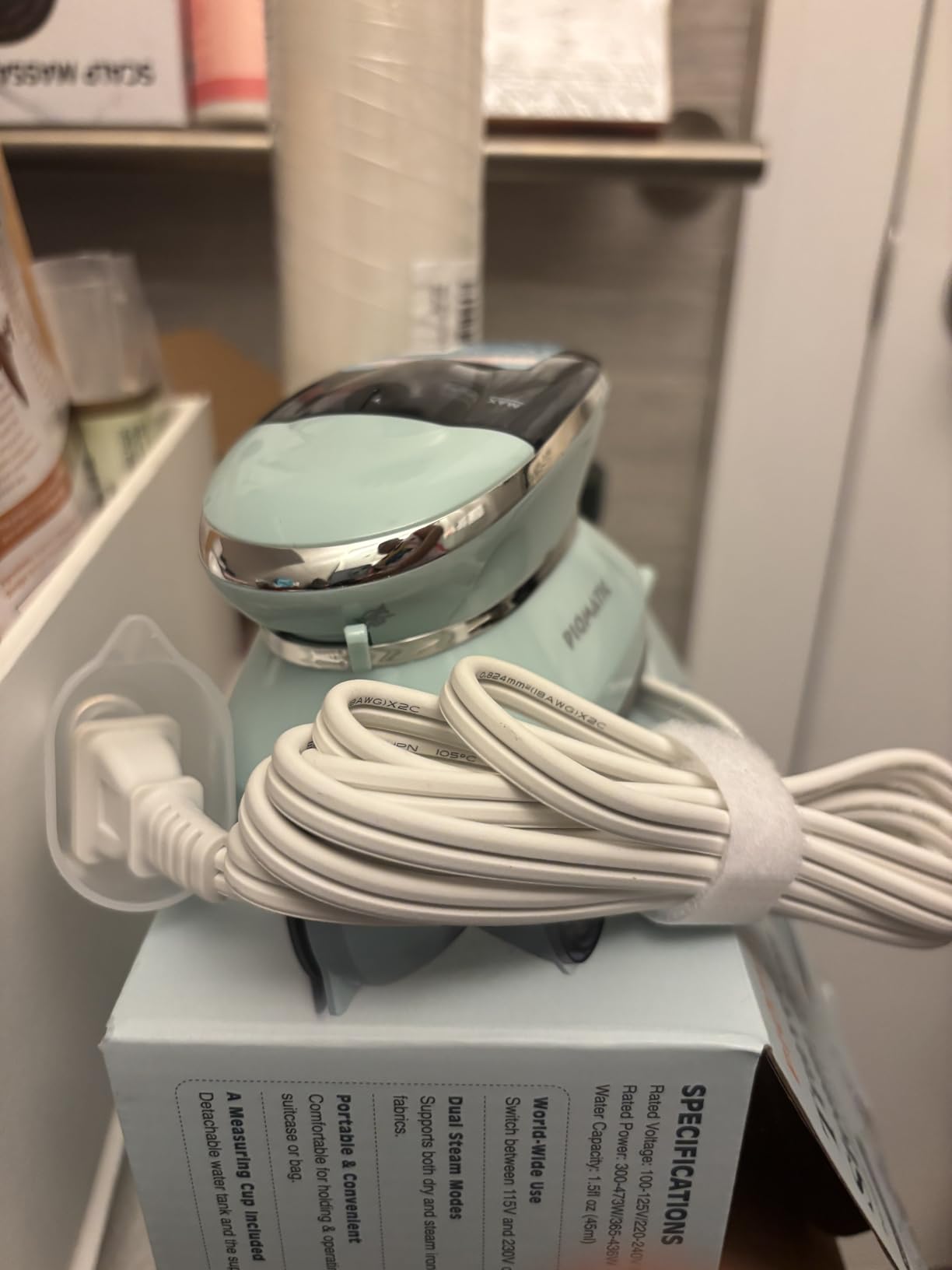 Travel Iron Mini with Steam for Clothes with Dual Voltage, Portable Mini Ironing Machine with Non-Stick Soleplate, Small Iron for Sewing, Quilting and Handcraft customer photo 2
