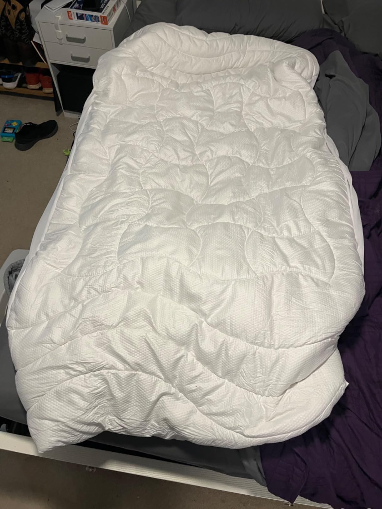 Bedsure Waterproof Mattress Protector Queen Size - Quilted Fitted Waterproof Mattress Pad Topper with 8-21 Inches Deep Pocket, Noiseless Bed Cover Padded, Machine Washable,White, 60x80 Inches customer photo 2