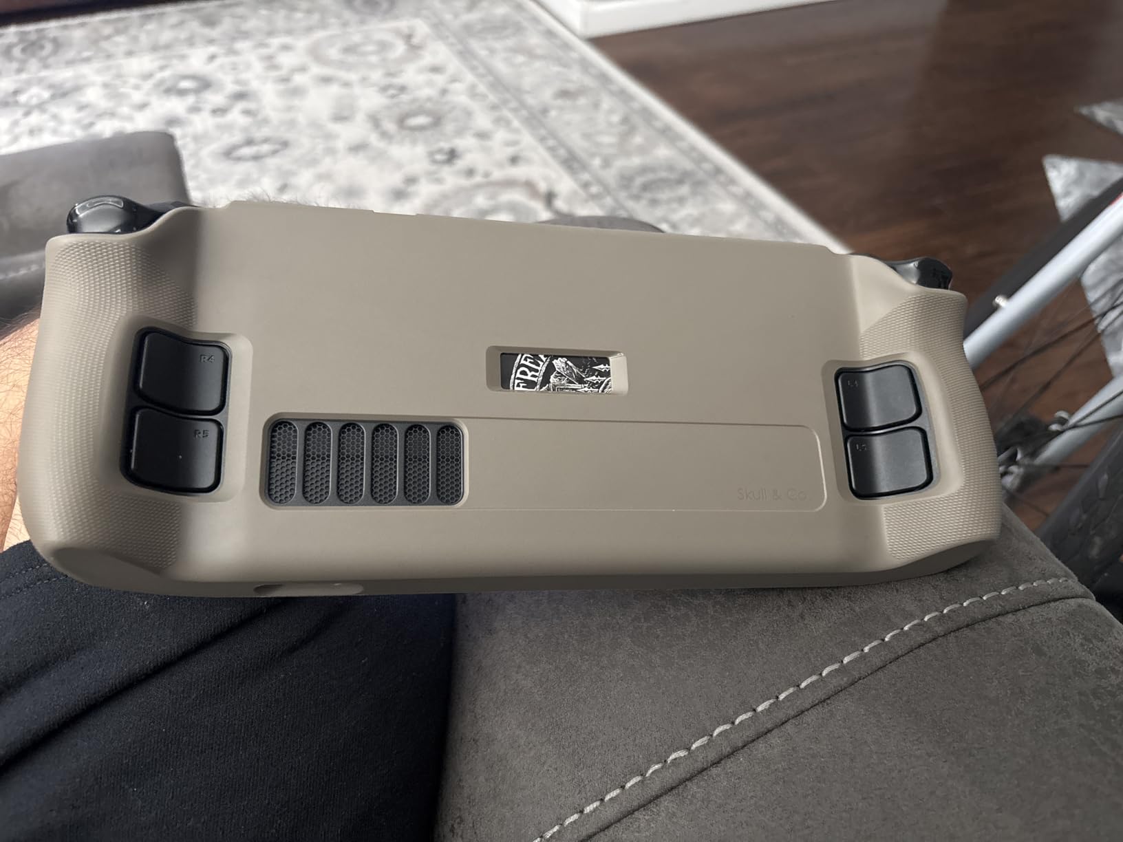 VALVE Steam Deck OLED 512GB SSD + 16GB RAM (International Version) Customer Review VALVE Steam Deck OLED 512GB SSD + 16GB RAM (International Version) - Customer Photo 2