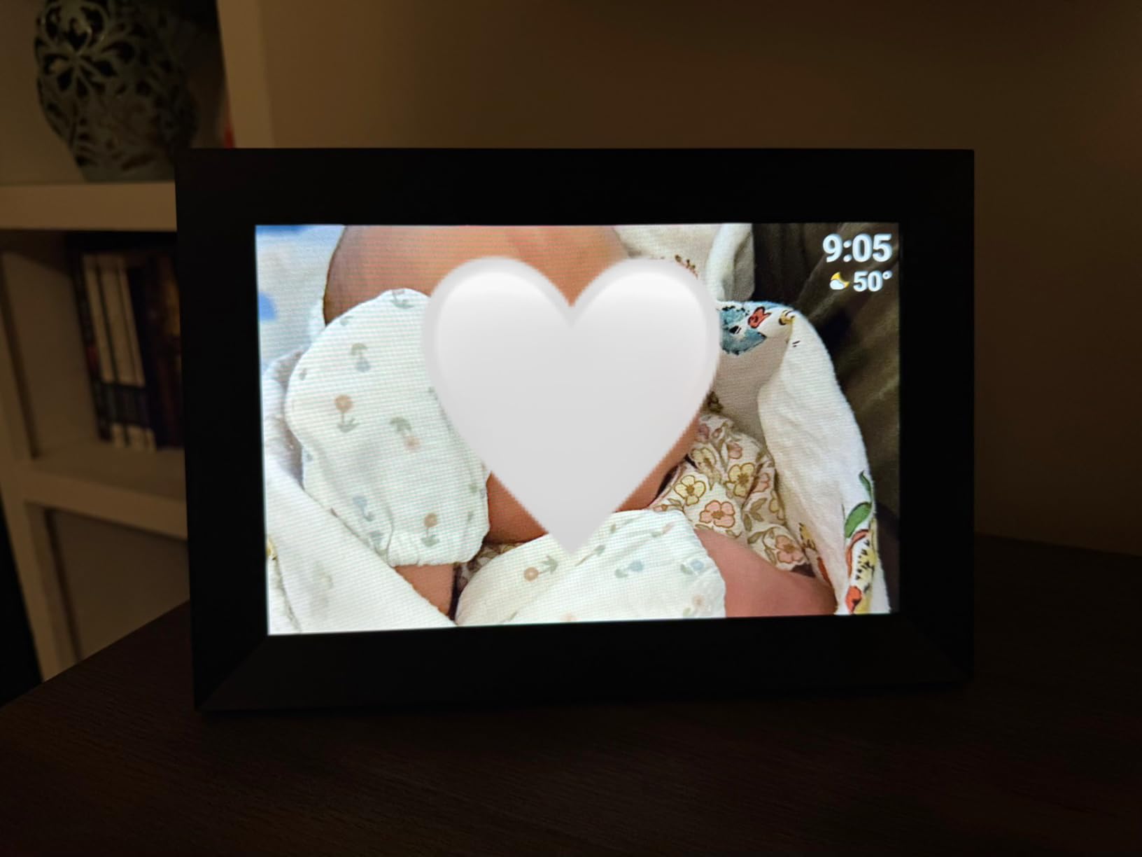 Frameo Digital Picture Frame, 10.1 Inch Smart WiFi Digital Photo Frame Electronic with 1280x800 HD IPS Touch Screen, Auto-Rotate, Wall Mountable, Share Photos/Videos Instantly via Frameo App - Customer Photo 1