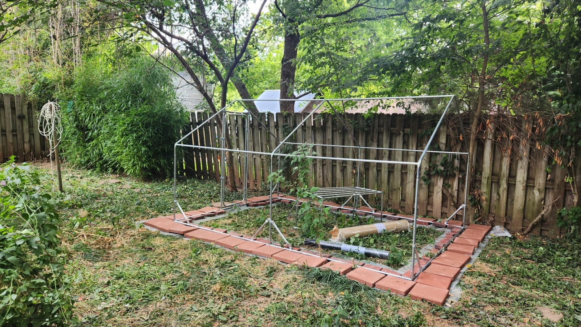 Quictent Large Metal Chicken Coop Run for 30+ Poultry with Galvanized Hardware Cloth and Waterproof Roof Cover, Outdoor Walk-in Cage Peak Hen House for Yard Farm customer photo 2