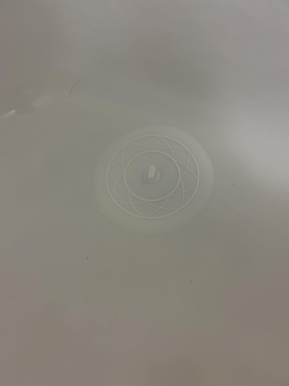Tub Stopper 2PCS,Bathtub Drain Stopper,6 inches Bathtub Tub Drain Cover Stopper,Silicone Drain Plug Plug,Kitchen Bathroom Hair Water Shower Stopper,Large Bathroom Laundry Accessories (Grey/White) customer photo 1