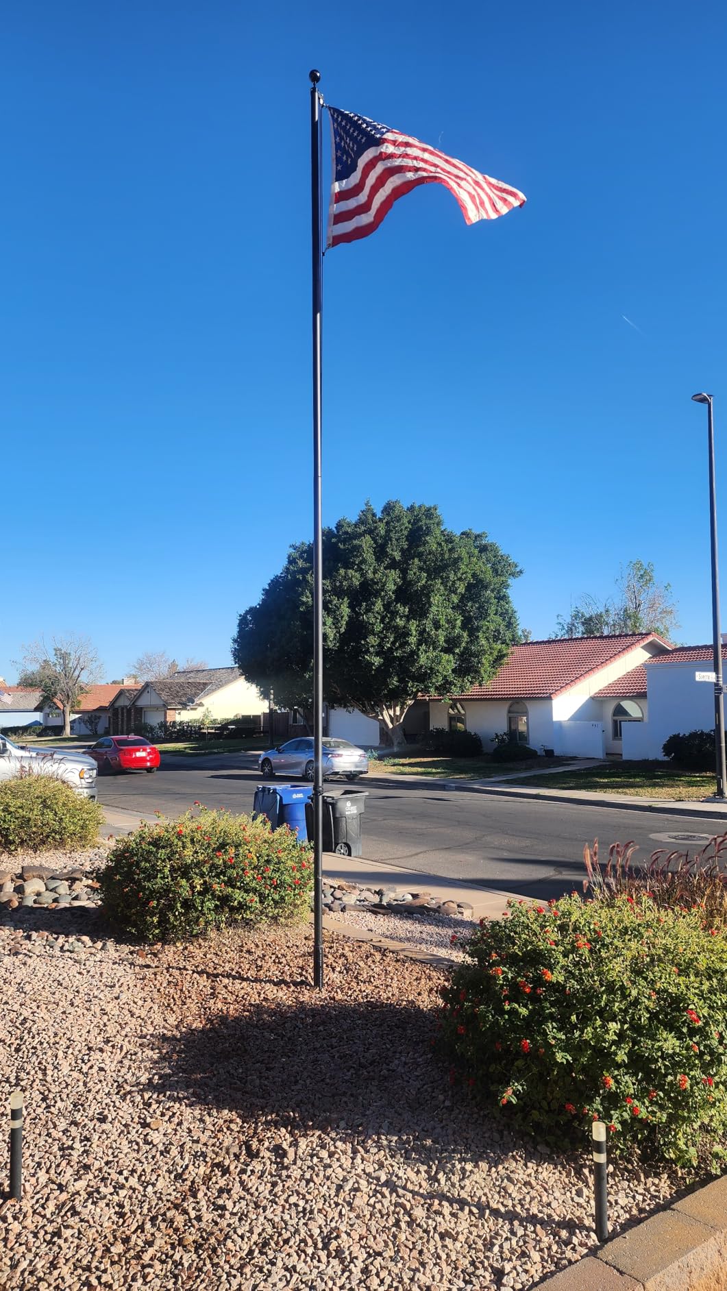 Flag Pole Kit 20FT, 90MPH Wind Resistance, 12 Gauge 1.8mm Thickness Heavy Duty Flag Poles with 3x5 American Flag, Silver Flag Pole for Outdoor House In Ground, Extra Thick Flagpoles customer photo 1