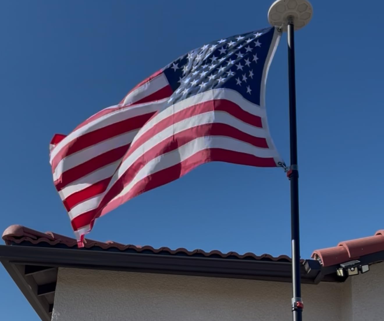 Yescom EZ GO 20ft Telescopic Flag Pole Kit Upgrade Rotating Lock Aluminum Flagpole Set for Outside House Inground Outdoor Camper RV Tailgate Residential Commercial with 3x5' US Flag Ball Top, Silver customer photo 1
