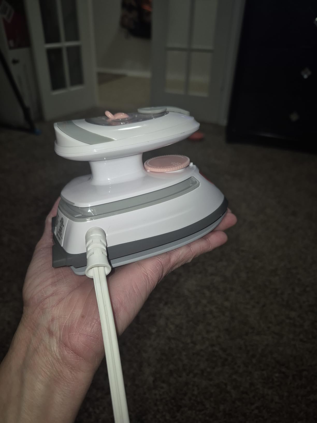 BEAUTURAL Mini Travel Steam Iron for Clothes with Dual Voltage, Temperature Control, Non-Stick Soleplate and Cord Storage, Ideal for Sewing, Quilting and Handcraft customer photo 2