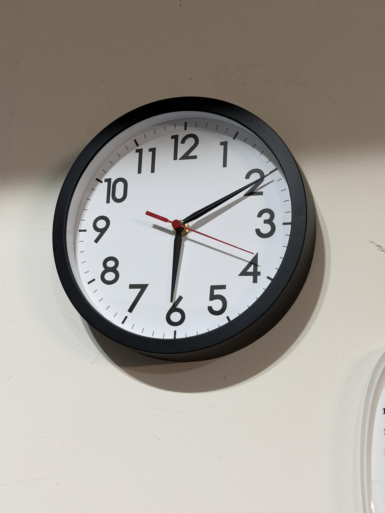 AKCISOT Atomic 14 Inch Wall Clock Analog Clocks for Indoor Kitchen, Battery Operated Clock for Bedroom Office Classroom Living Room(Black) customer photo 1