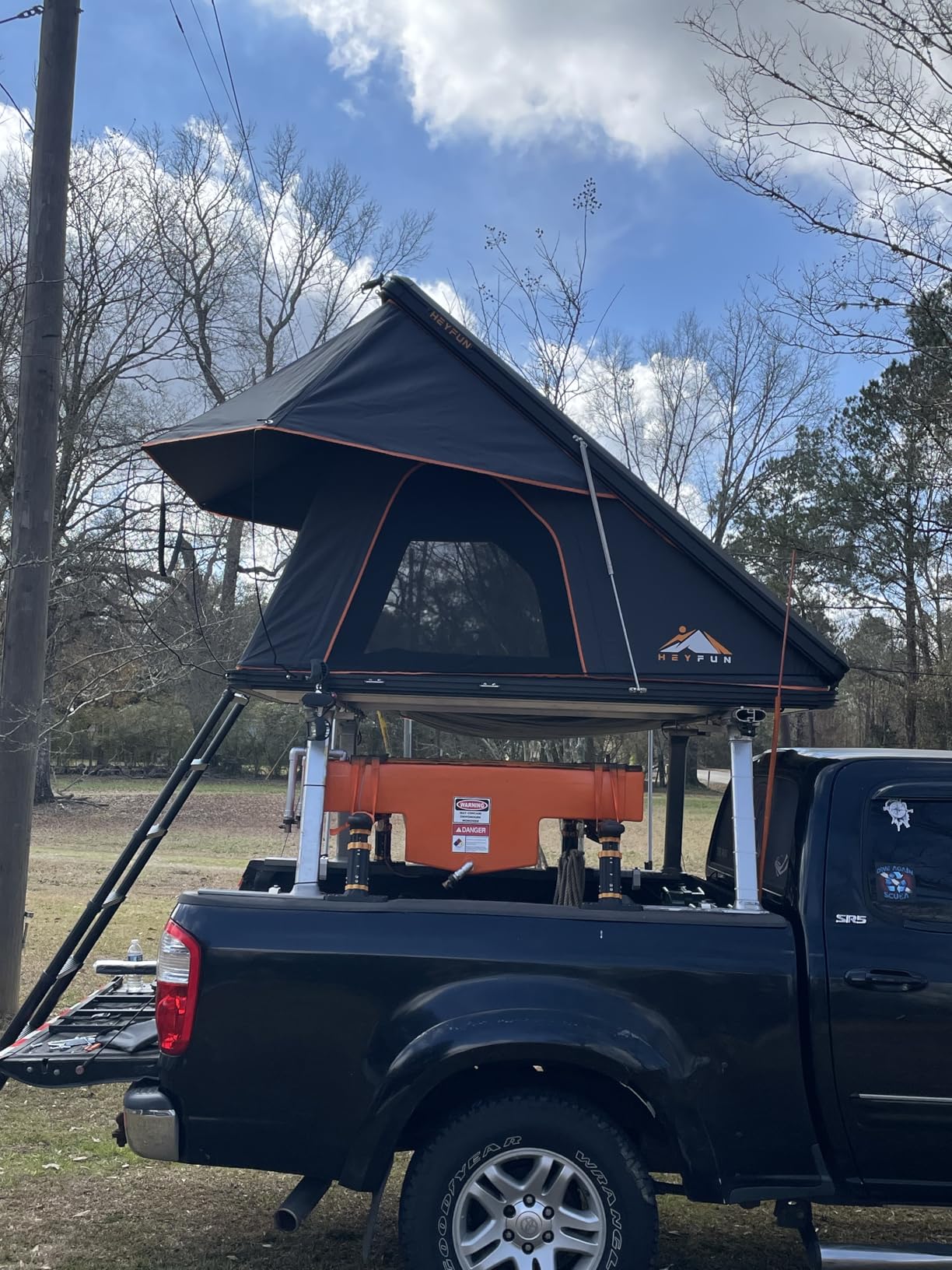 Adventurer Pro Rooftop Tent Hard Shell with USB Outlet, Side Awning, Replaceable Rain Fly&Luggage Racks for 4 Season Camping, Aluminum Pop Up 2-3 Person Roof Top Tent for Truck Jeep SUV Van Trailer customer photo 1