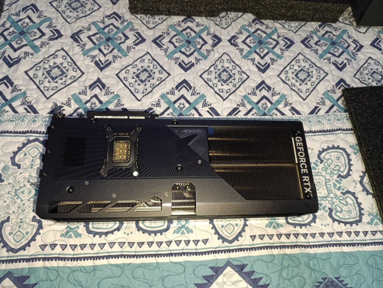 GIGABYTE GeForce RTX 5080 WINDFORCE OC SFF 16G Graphics Card, WINDFORCE Cooling System, 16GB 256-bit GDDR7, GV-N5080WF3OC-16GD Video Card comatible with Desktop Customer Review GIGABYTE GeForce RTX 5080 WINDFORCE OC SFF 16G Graphics Card, WINDFORCE Cooling System, 16GB 256-bit GDDR7, GV-N5080WF3OC-16GD Video Card comatible with Desktop - Customer Photo 1