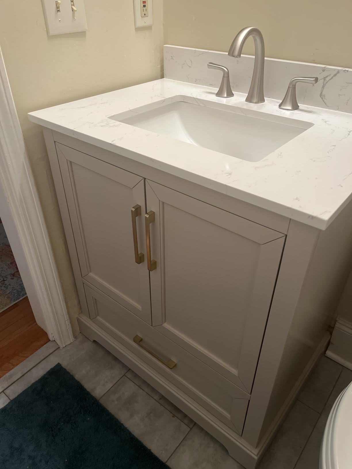 48 Inch Bathroom Vanity with Sink Combo, Solid Wood Frame with Mable Top &Backspalsh, Fully-Assembled with Soft-Closing Doors & 7 Drawers, Greige customer photo 2