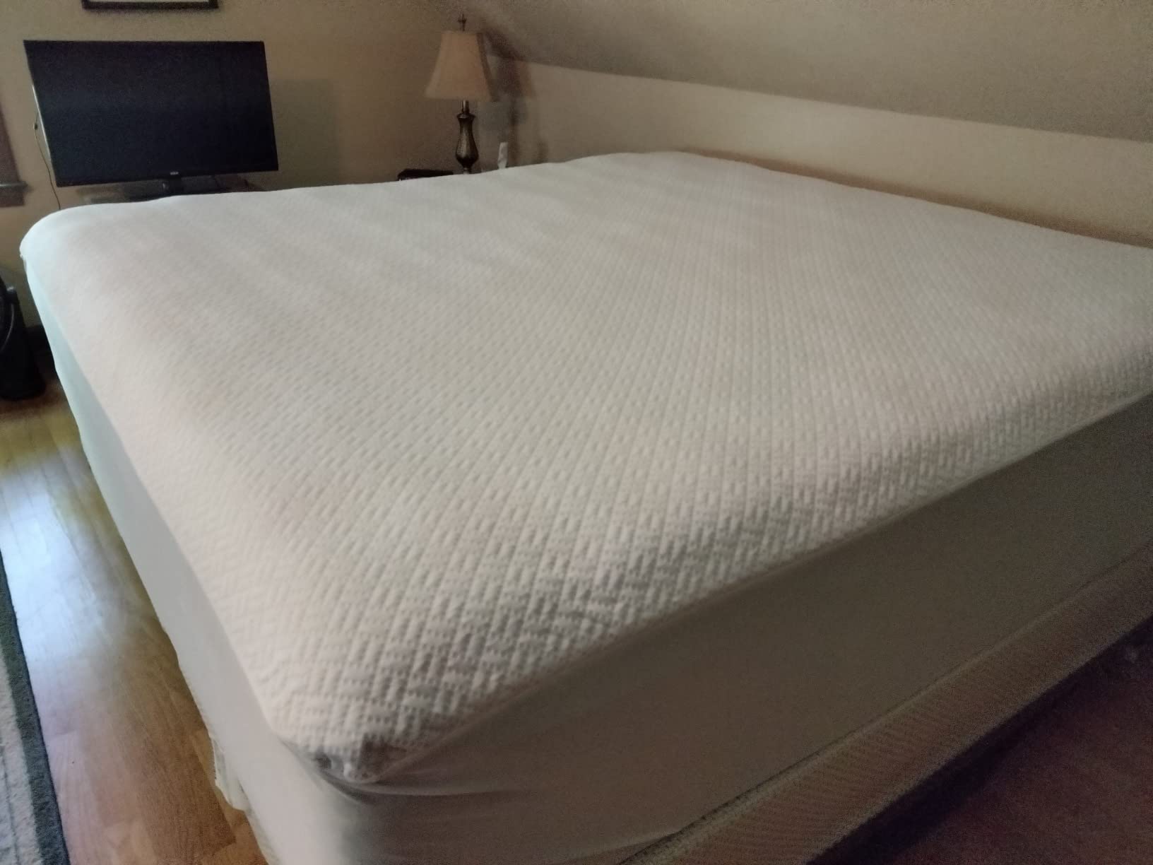 Cooling Waterproof Mattress Protector Queen Size, Mattress Cover 3D Air Fabric Mattress Pad Cover Smooth Soft Breathable Noiseless, 8''-21'' Deep Pocket customer photo 2