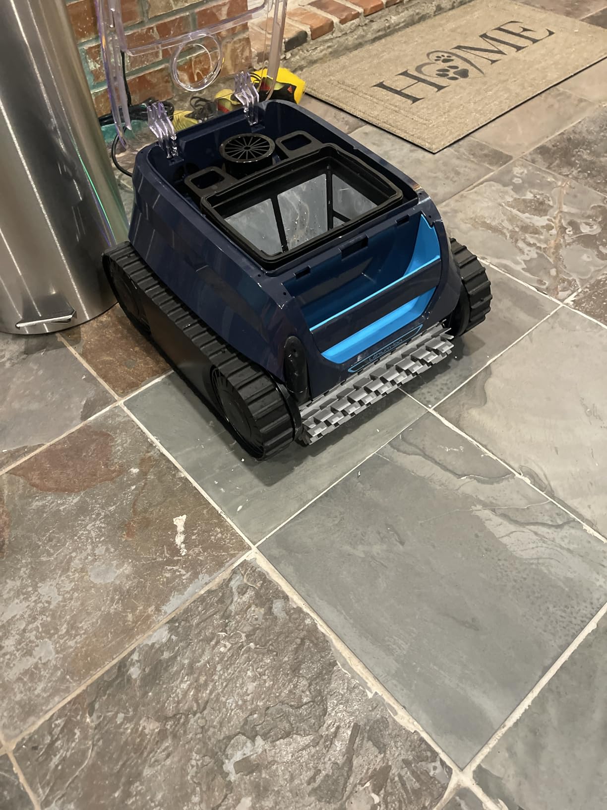 Polaris Freedom SC Cordless Robotic Pool Cleaner, WiFi Enabled, Fast Charging, Dual Modes, Cleans Floor & Walls in 2 Hrs, for In-Ground Pools up to 36ft, w/iAquaLink App & Easy Lift Removal customer photo 1