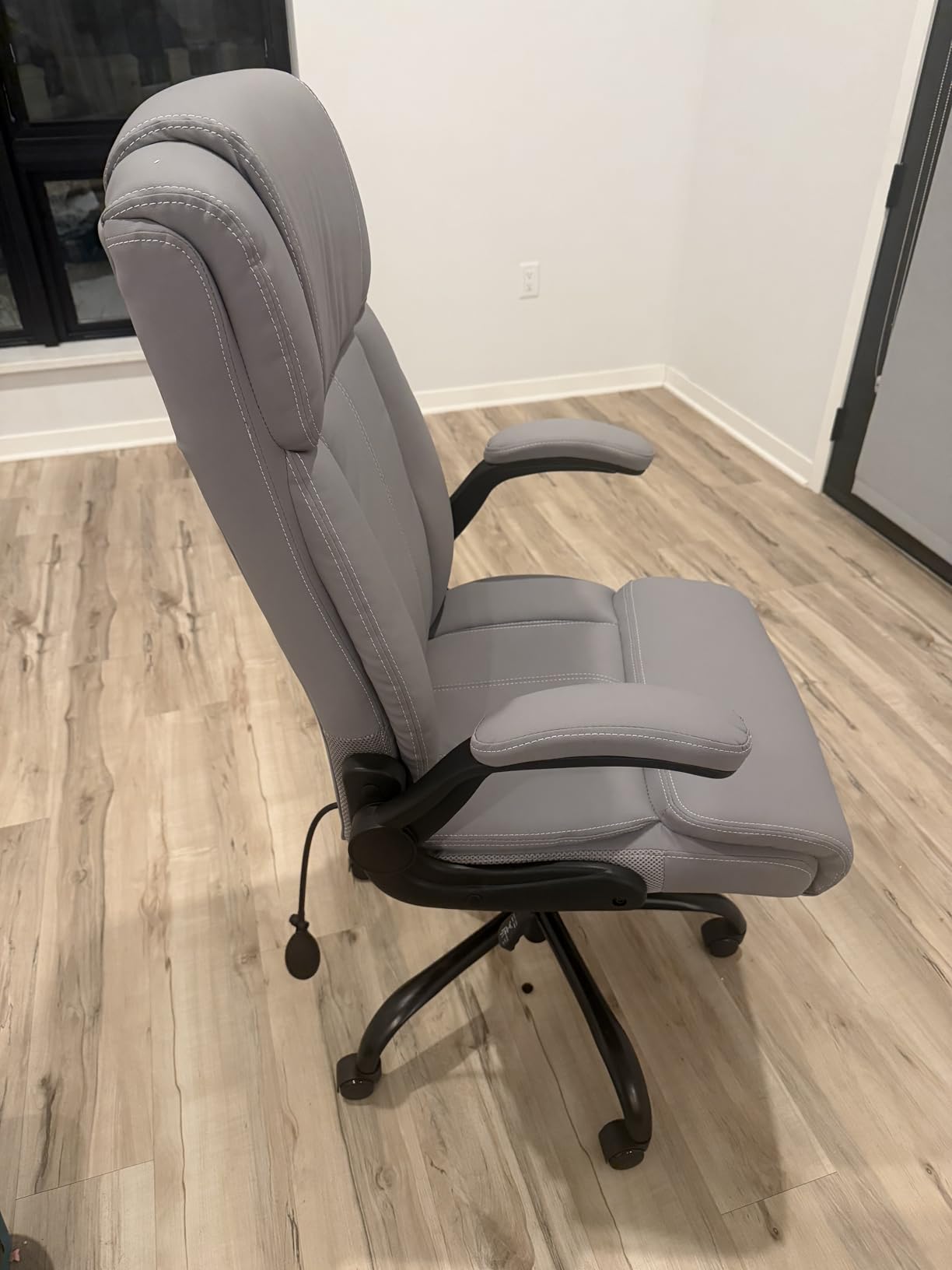 Ergonomic Office Chair - Desk Computer Chair, Leather High Back Executive Chairs with Adjustable Lumbar Support & Flip Up Arms, Rocking, Black customer photo 2