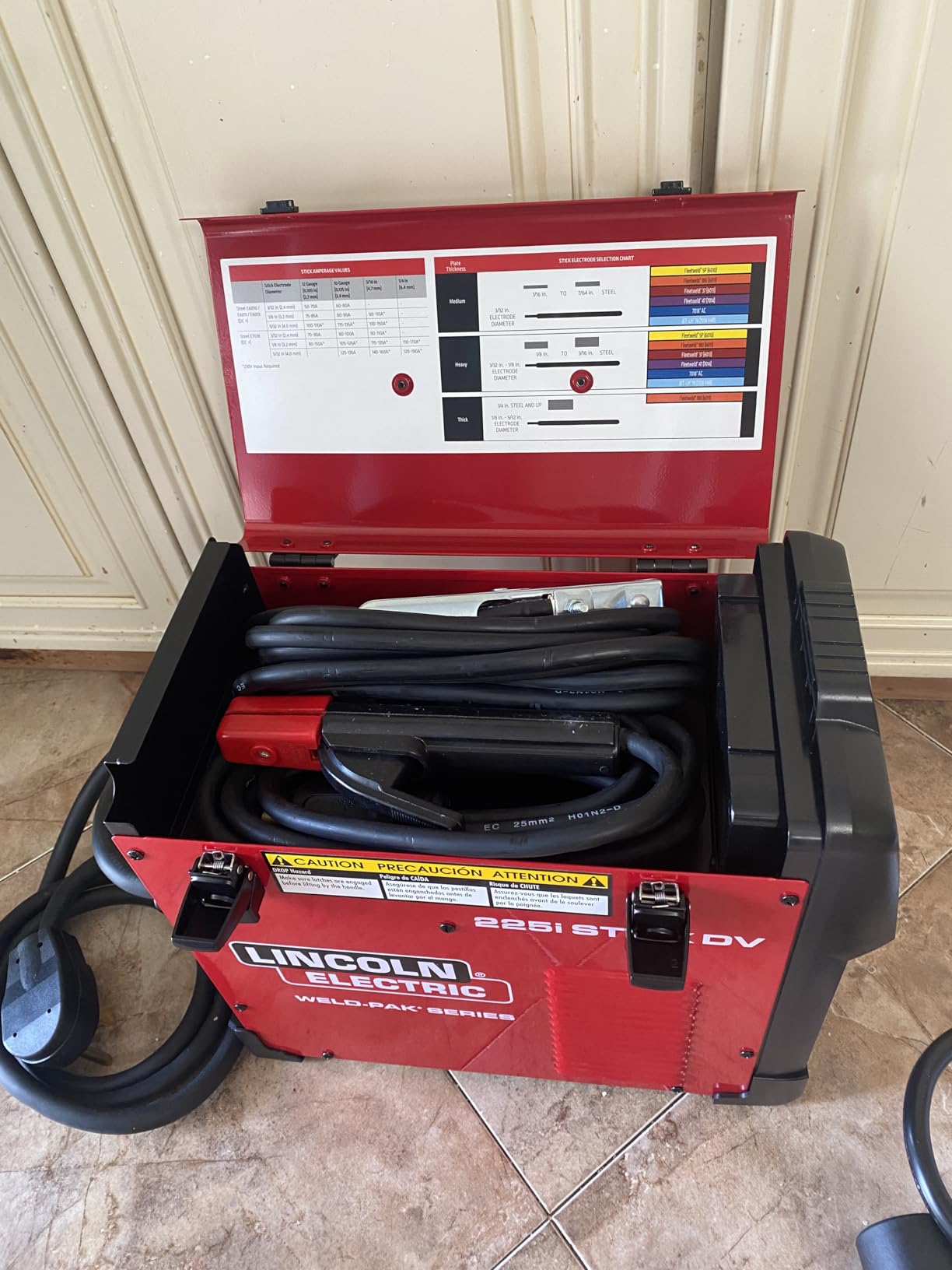 Lincoln Electric Weld-Pak 225i Stick Welder, Dual Voltage customer photo 2