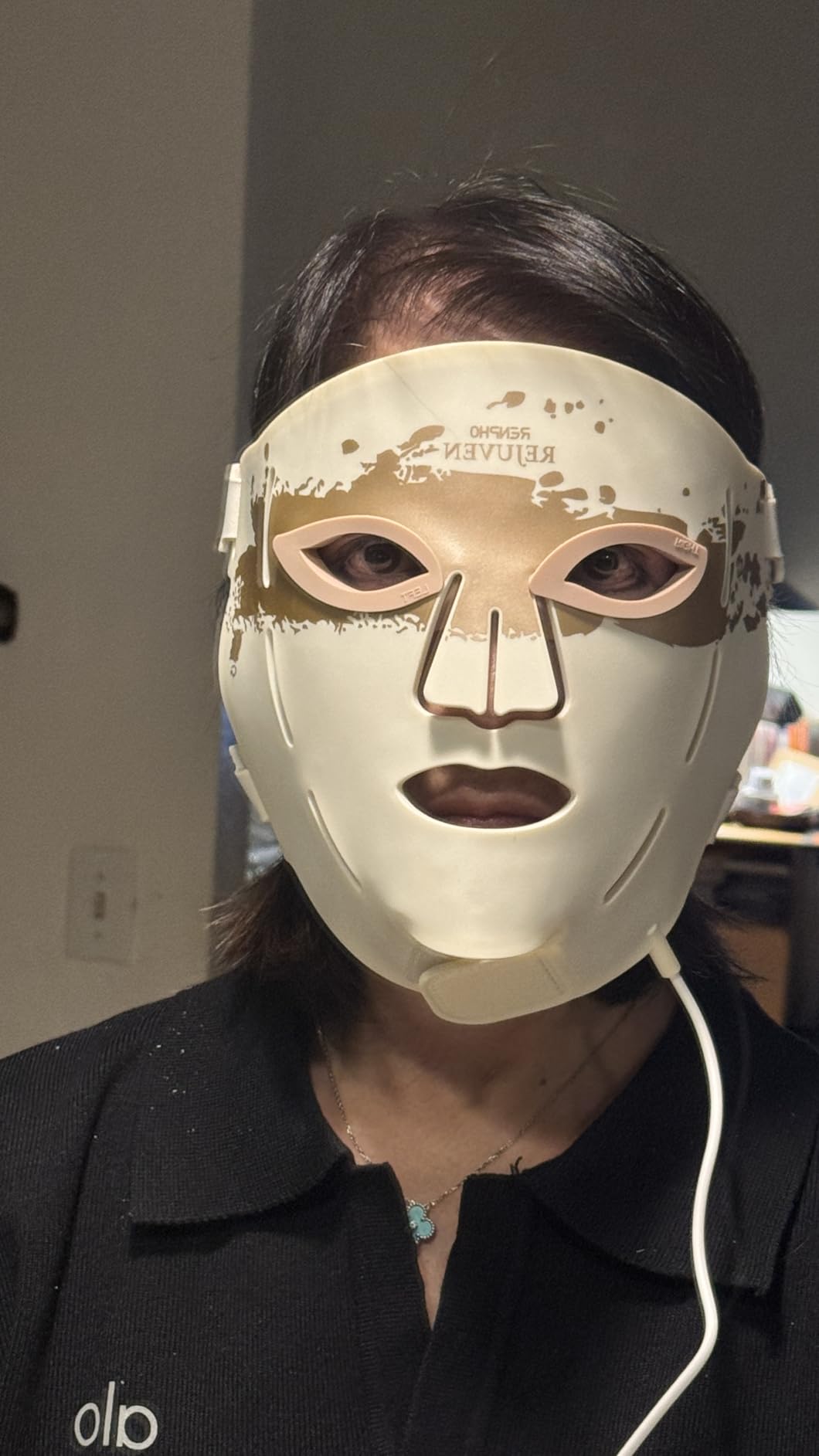 RENPHO 4D Red Light Therapy Mask for Face 2026, Birthday Gifts for Women Mom Wife, 324 LEDs Full Face Coverage & 3 Light Modes, Cordless LED Red Light Therapy Face Mask for Home Use & Travel customer photo 2