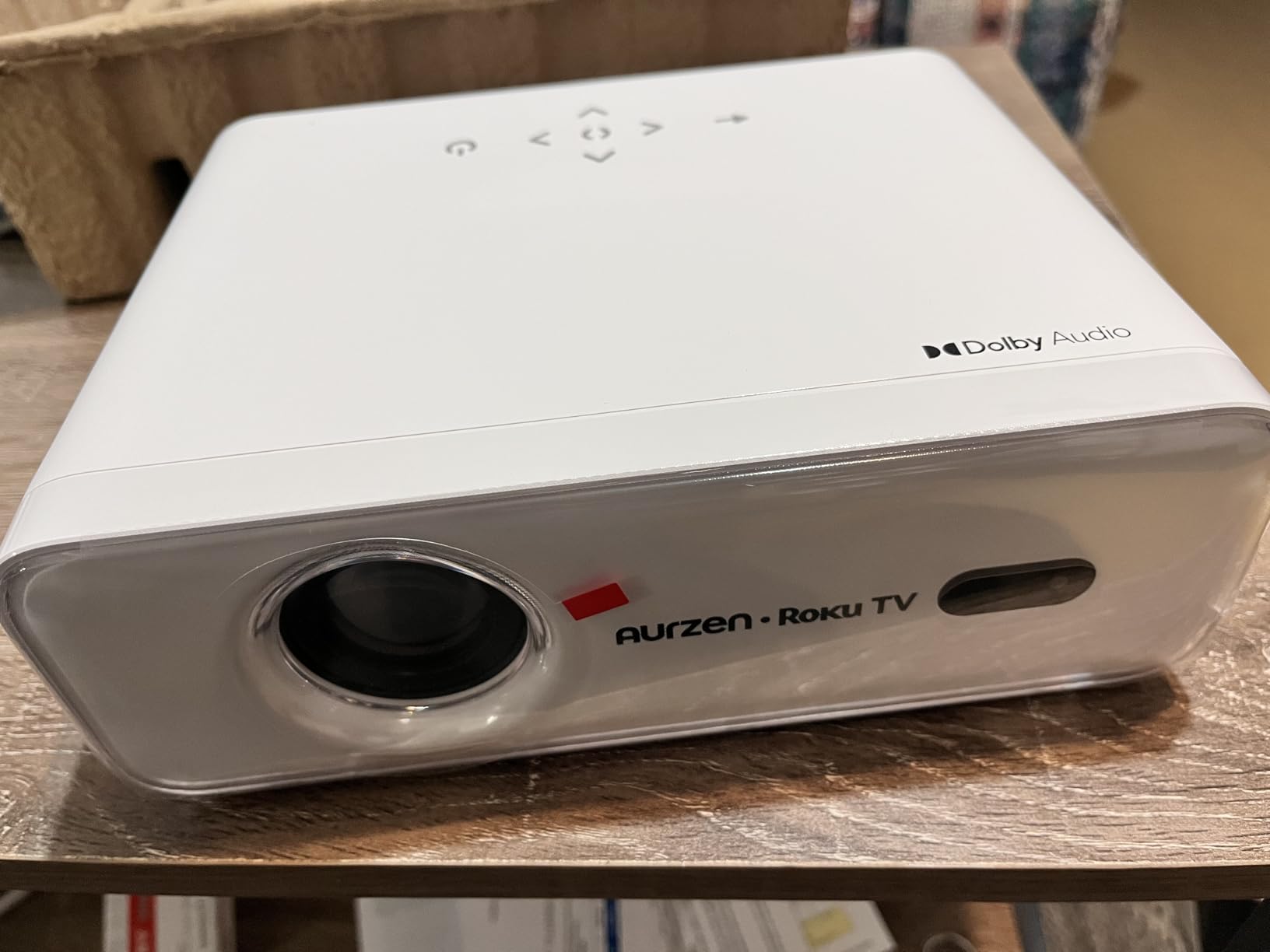 Aurzen Roku TV Smart Projector with Wifi and Bluetooth, Roku Streaming Experience Built-in, 1080P FHD, Dolby Audio, Auto Focus & Keystone, Zoom, Movie Portable Outdoor Mini Projector, White customer photo 2