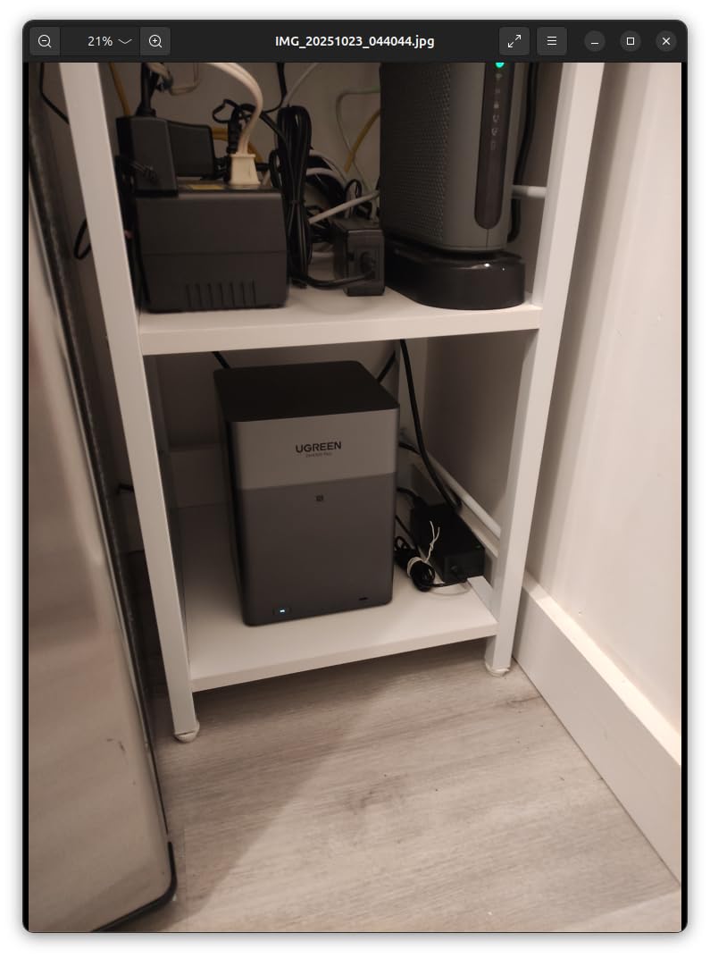 UGREEN NAS DH2300 2-Bay Desktop NASync, Support Capacity 60TB (Diskless), Remote Access, AI Photo Album, Beginner Friendly System, 4GB on Board RAM,1GbE, 4K HDMI, Network Attached Storage(Diskless) customer photo 2