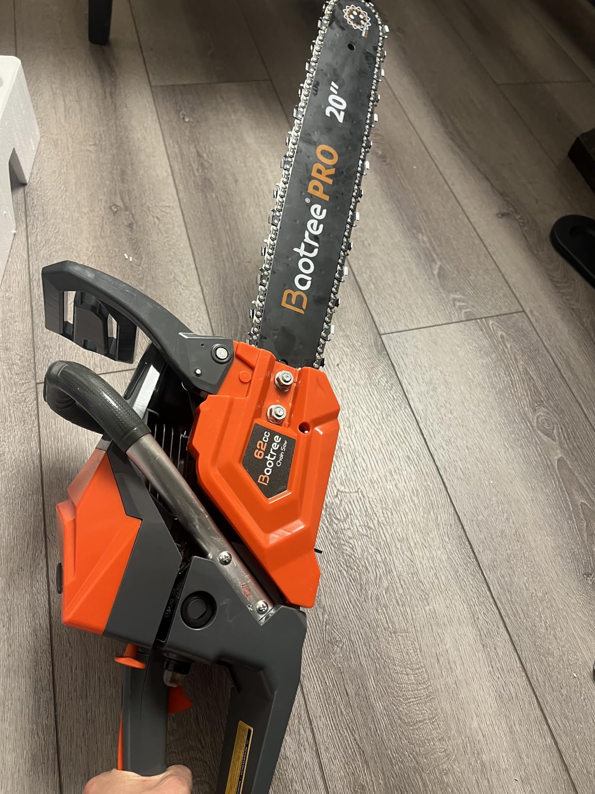 62cc Gas Chainsaw, 20 Inch Professional Chainsaw with 2-Cycle Engine & Anti-Vibration System, Quick Start Technology for Tree Cutting, Firewood, Logging (62CC 20in) - Customer Photo 1