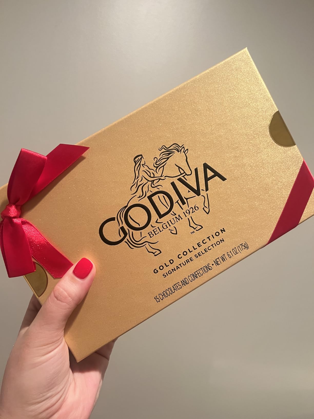 Godiva Red Ribbon Gold Assorted Chocolate Gift Box, Belgian Dark and Milk Chocolates with Pralinés, Ganaches & Caramels, Gourmet Valentine's Day Gift, Kosher, 30 Pc Customer Review Godiva Red Ribbon Gold Assorted Chocolate Gift Box, Belgian Dark and Milk Chocolates with Pralinés, Ganaches & Caramels, Gourmet Valentine's Day Gift, Kosher, 30 Pc - Customer Photo 1