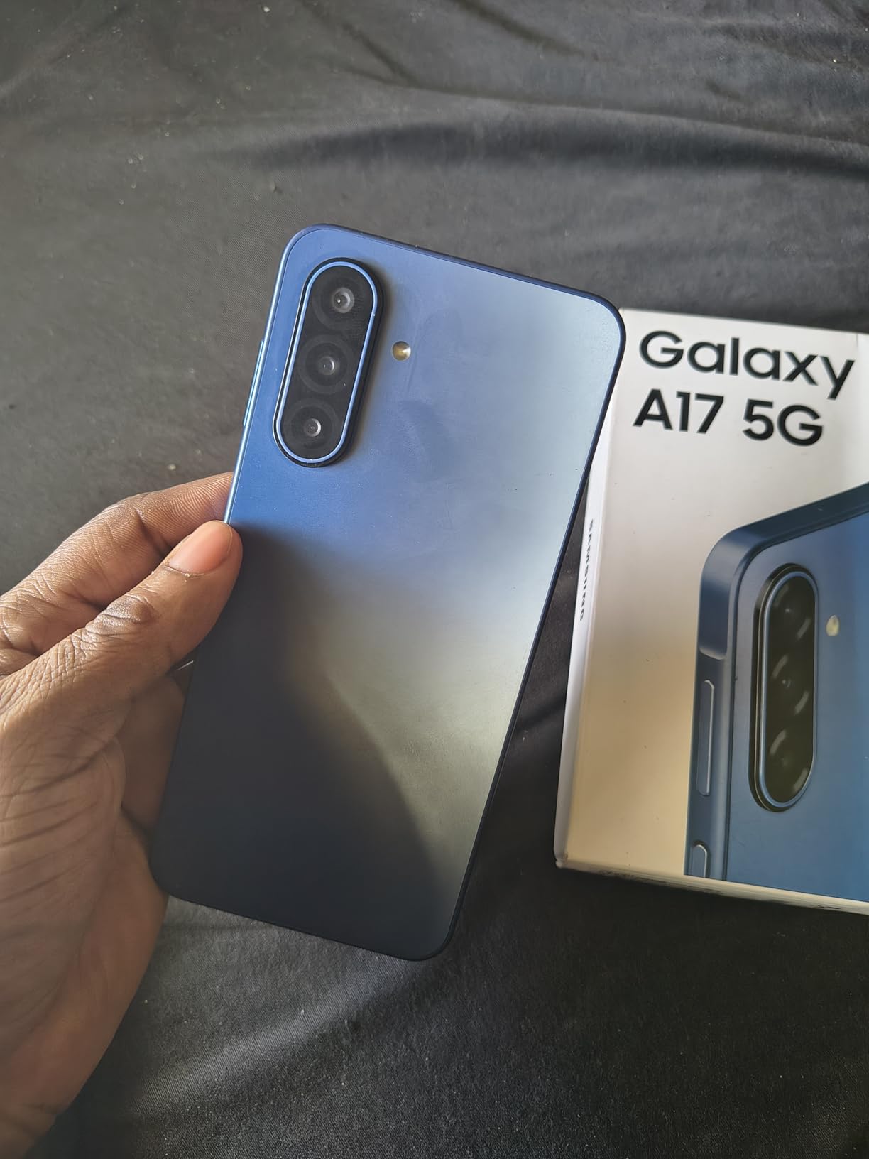 Samsung Galaxy A17 5G Smart Phone, 128GB, Large AMOLED, High-Res Camera, Durable Design, Super Fast Charging, Expandable Storage, Circle to Search, 2025, US Version, Blue customer photo 1
