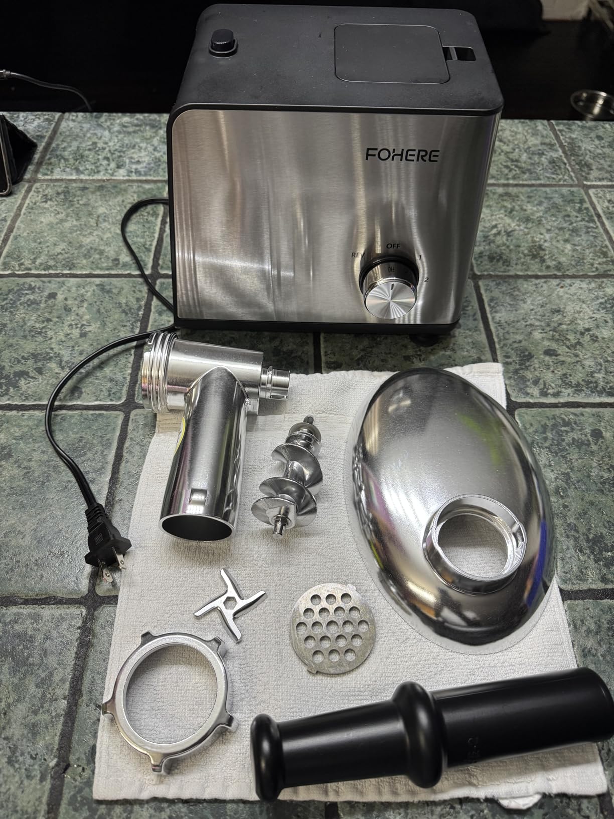 Electric Meat Grinder, 3200W Max Heavy Duty Stainless Steel Meat Mincer with 2 Blades, 3 Grinding Plates, 3 Sausage Stuffer Tubes & Kubbe Kit for Home & Kitchen & Deer Meat Processing Using customer photo 2
