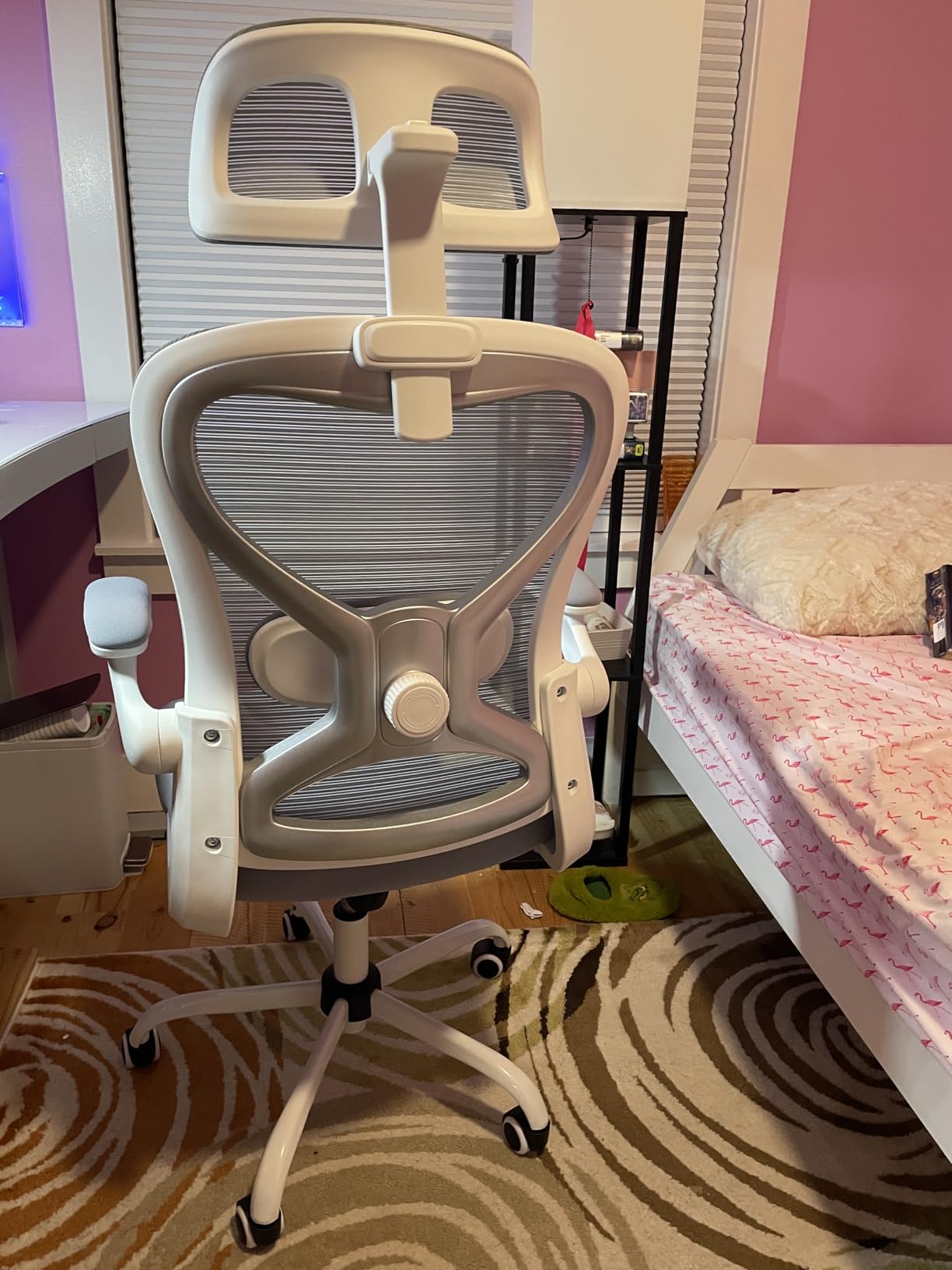 Ergonomic Office Chair, Mesh Desk Chair with Headrest, Lumbar Support, Thick Seat Cushion, Flip-up Arms, High Back Computer Task Chairs for Home Office customer photo 1