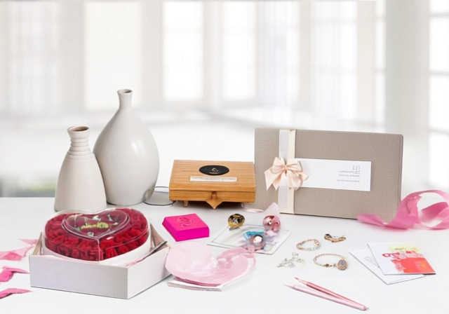 25 Unexpected Valentine's Day Gift Ideas for Girlfriend - rosenberryrooms